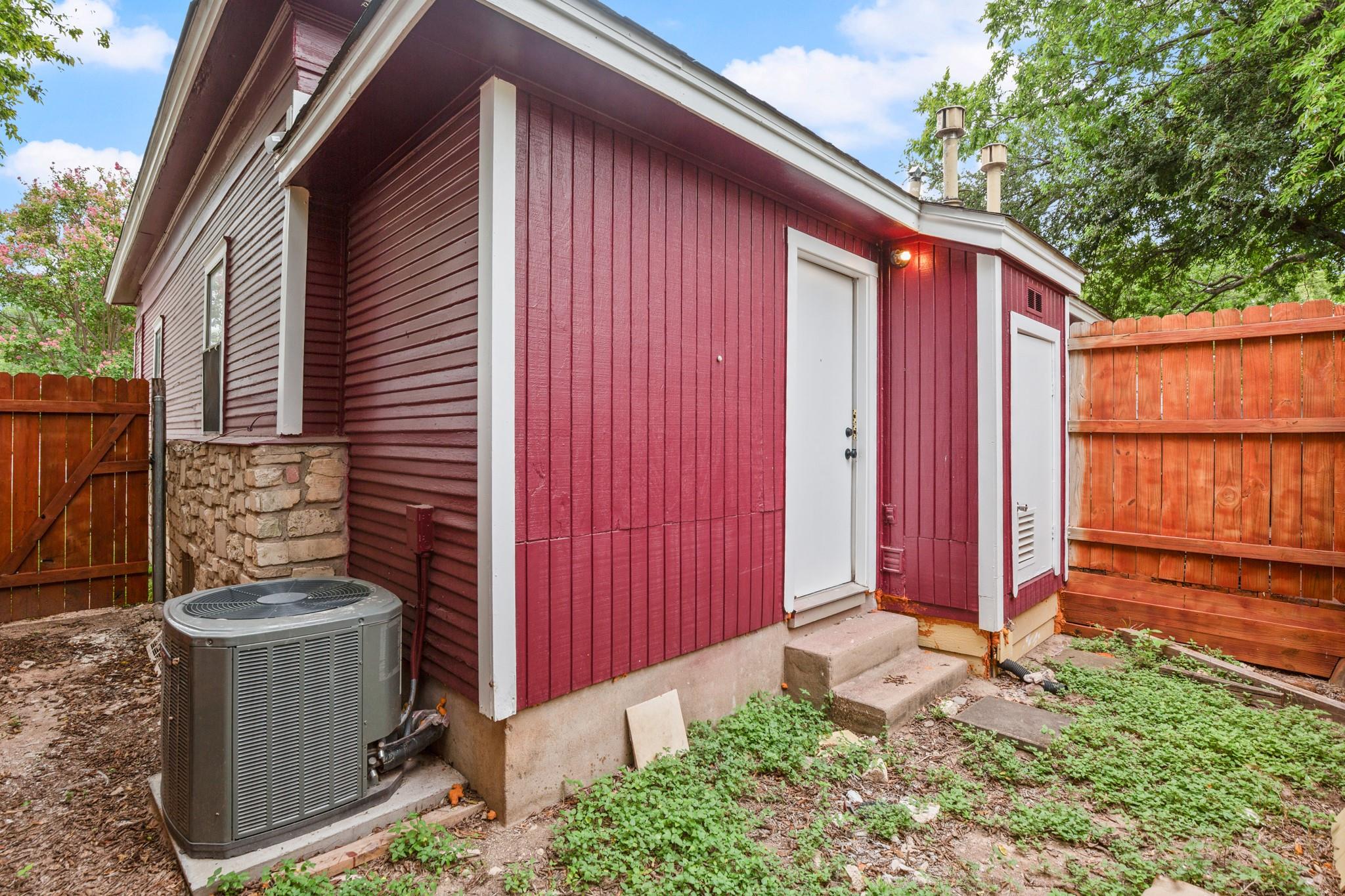 300 Provines Dr # B, Austin, TX 78753