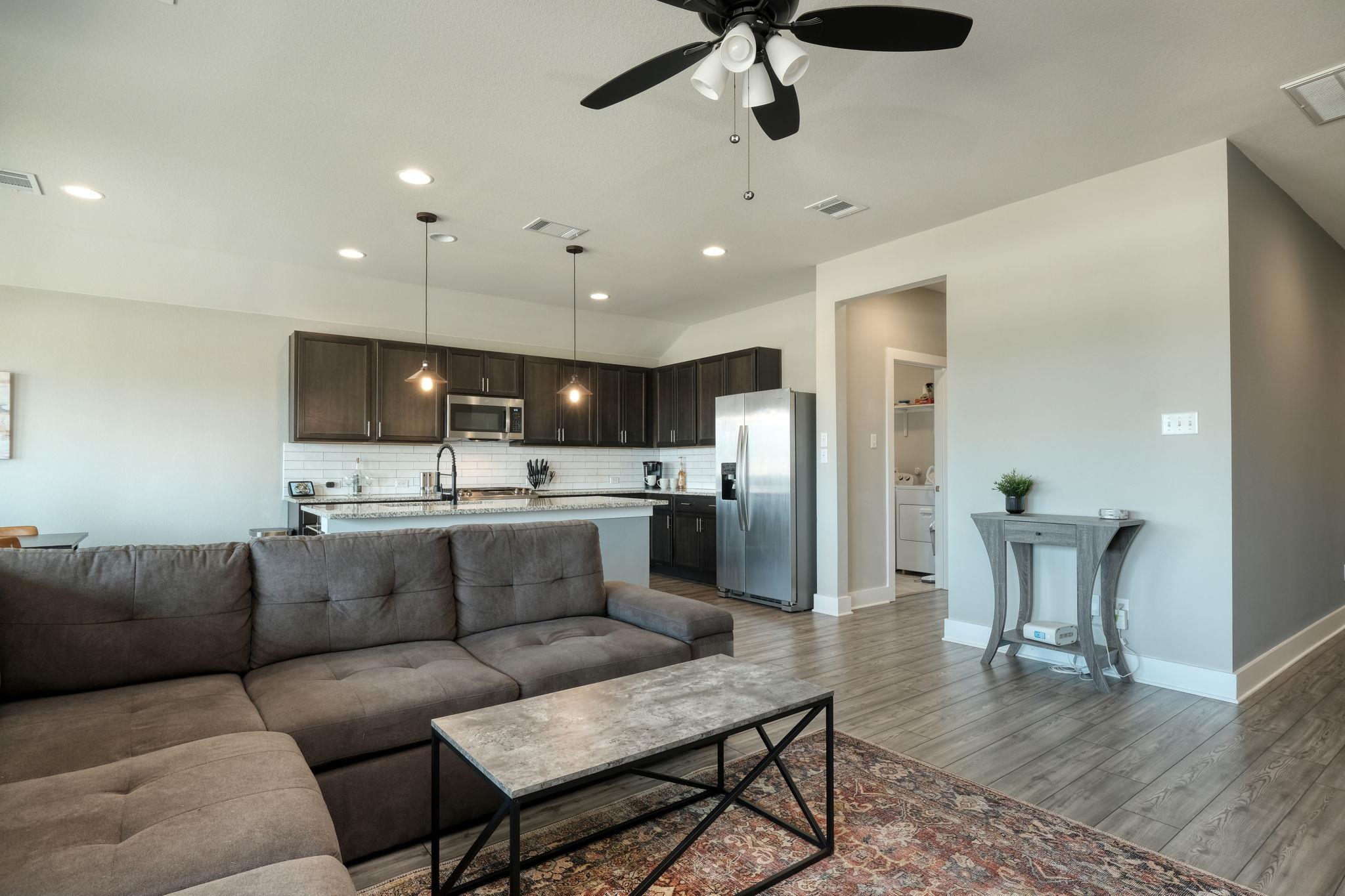 229 Finstown St, Hutto, TX 78634