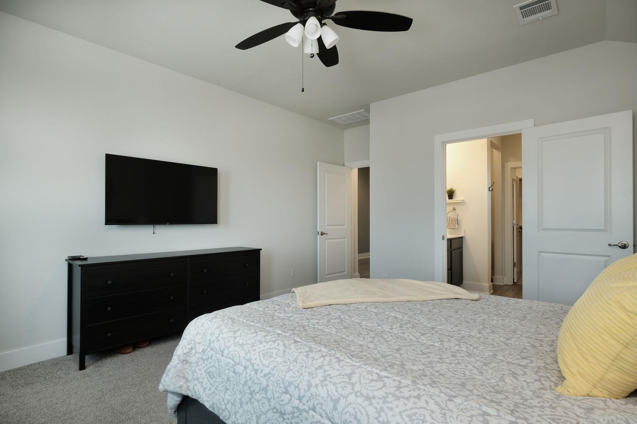 229 Finstown St, Hutto, TX 78634