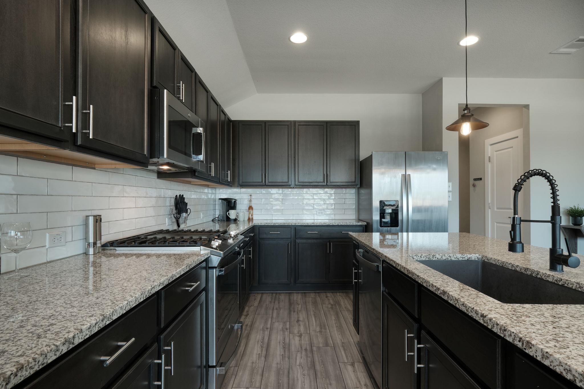 229 Finstown St, Hutto, TX 78634