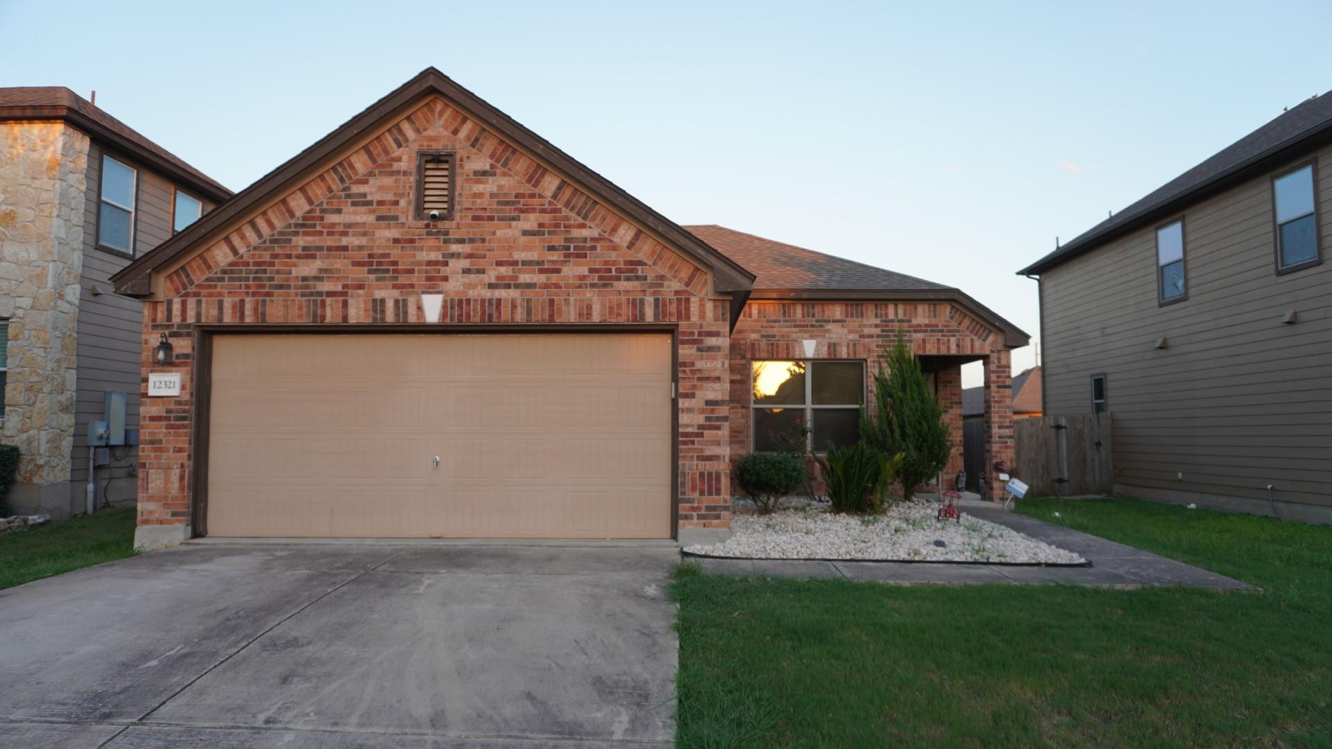 12321 Dwight Eisenhower St, Manor, TX 78653