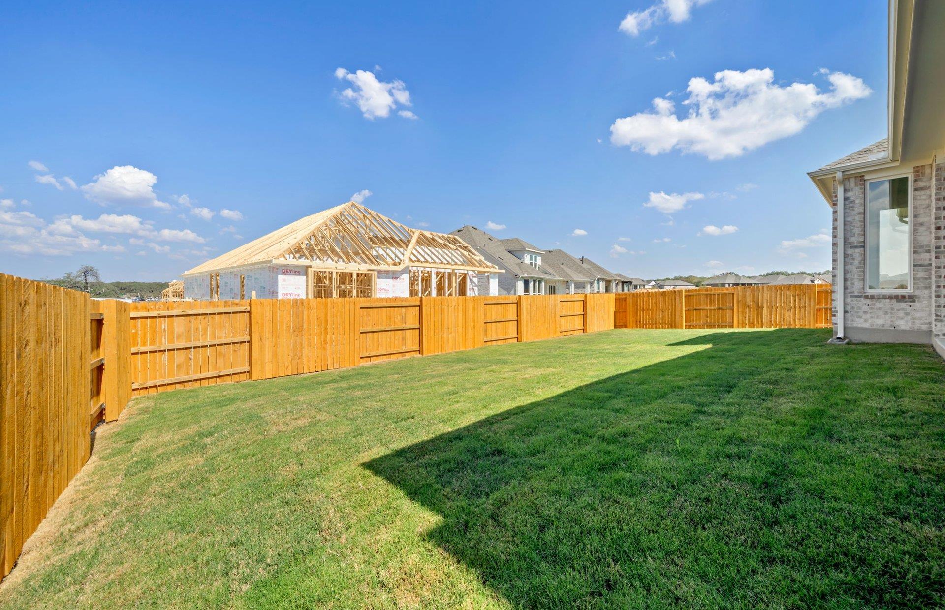 211 Blanco Flats Run, Kyle, TX 78640