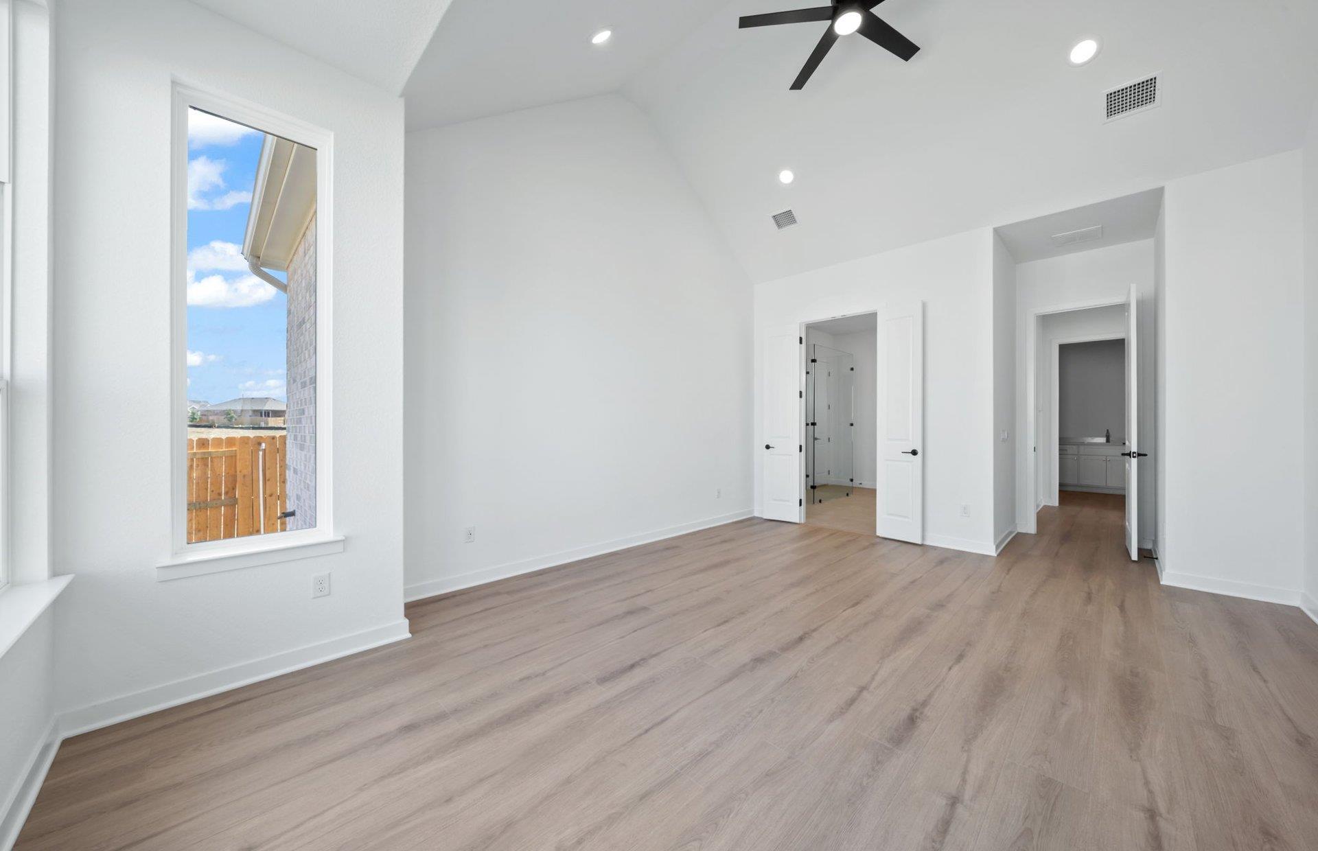 211 Blanco Flats Run, Kyle, TX 78640