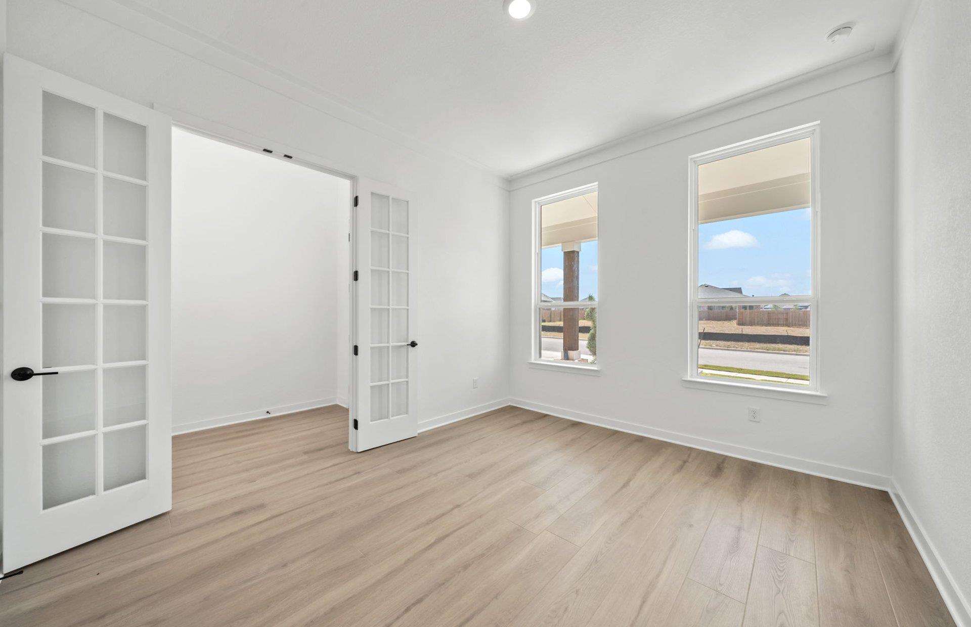 211 Blanco Flats Run, Kyle, TX 78640