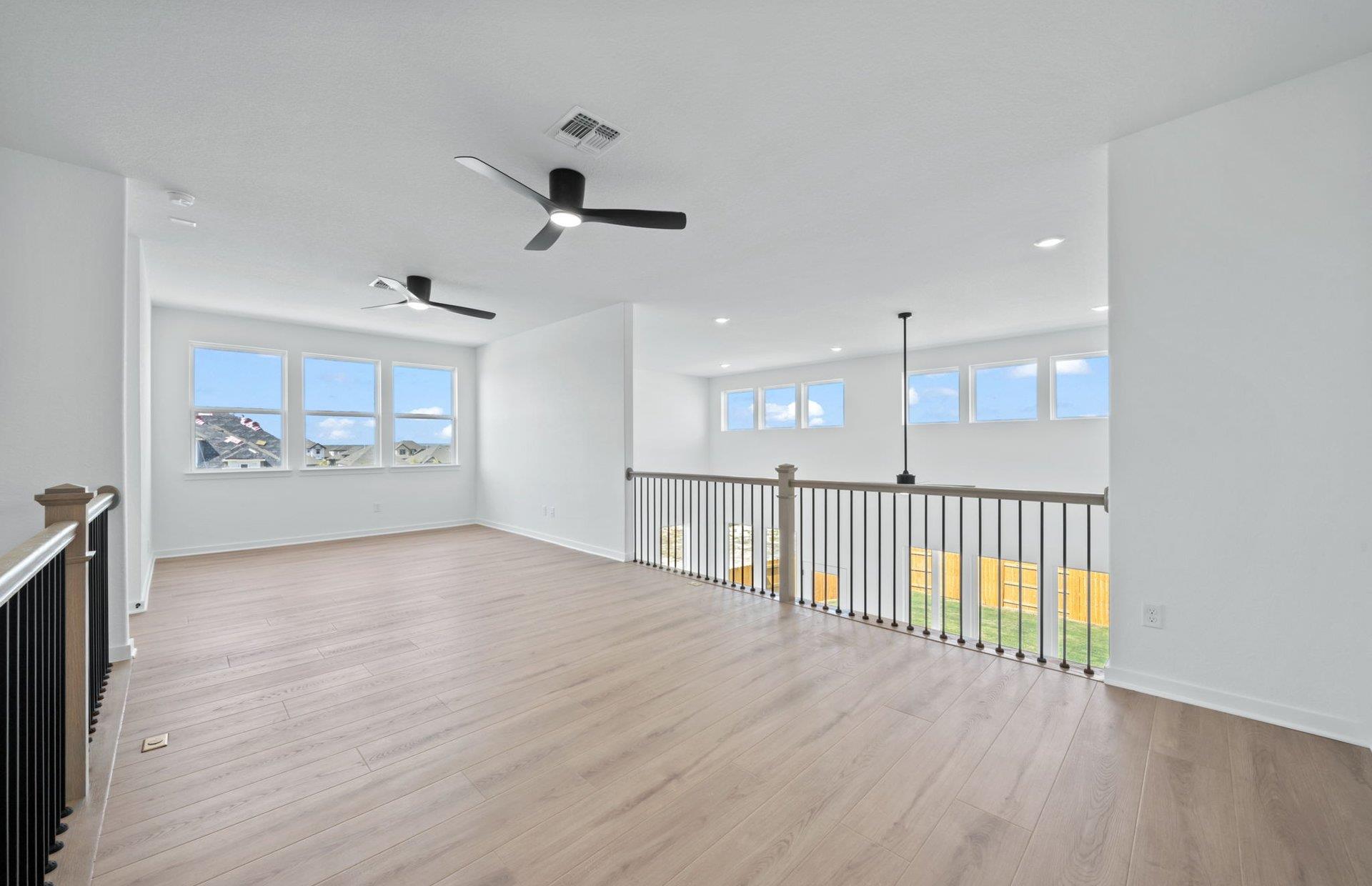 211 Blanco Flats Run, Kyle, TX 78640