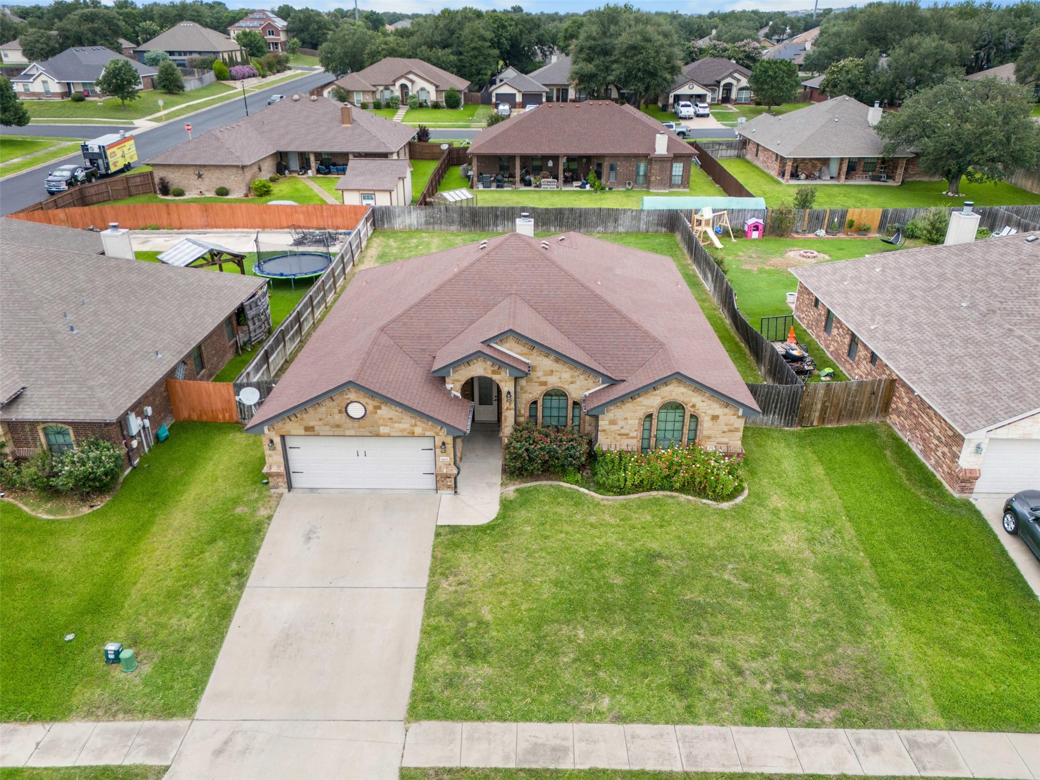 6105 Flat Slate Dr, Killeen, TX 76542