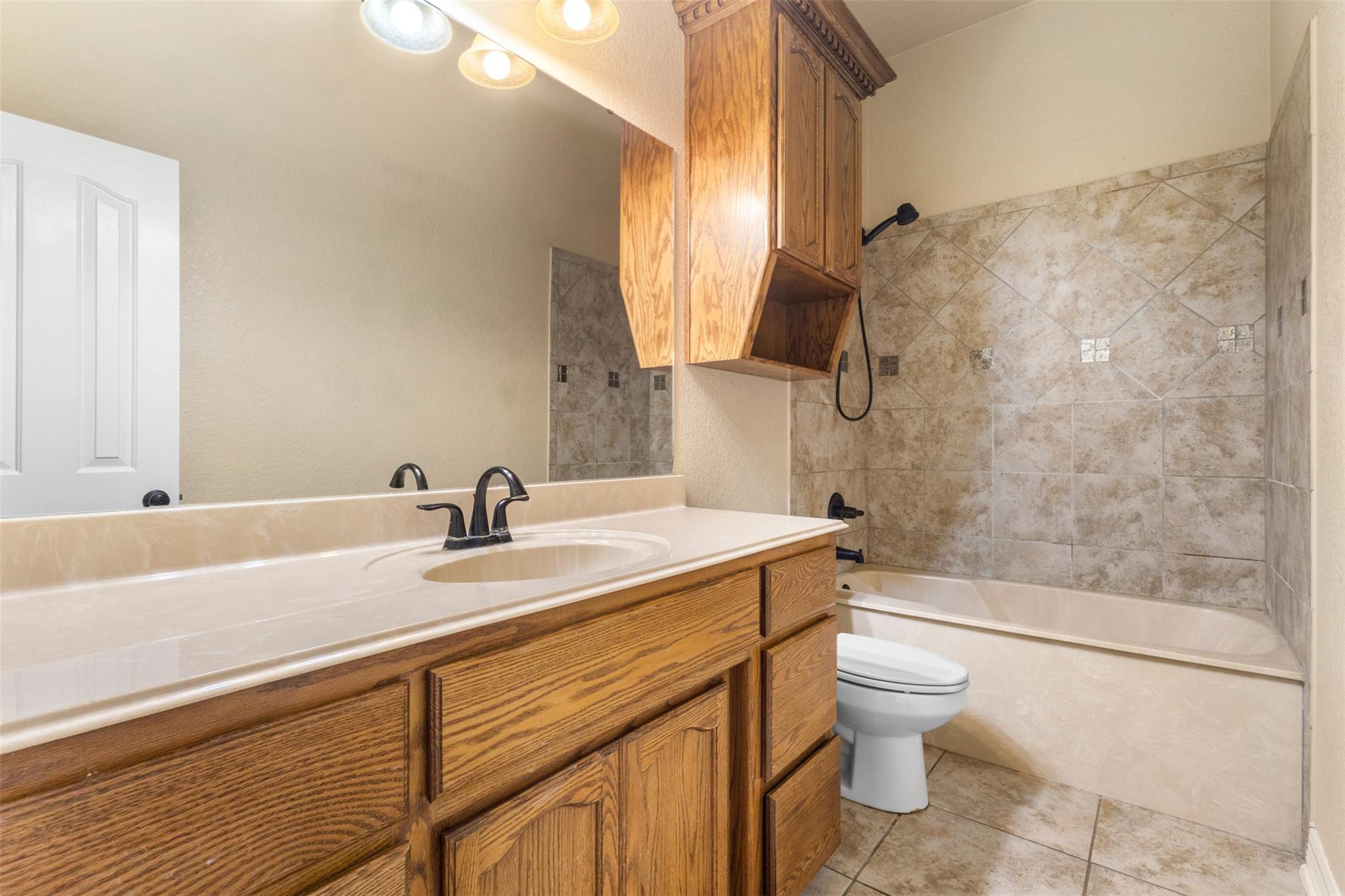 6105 Flat Slate Dr, Killeen, TX 76542