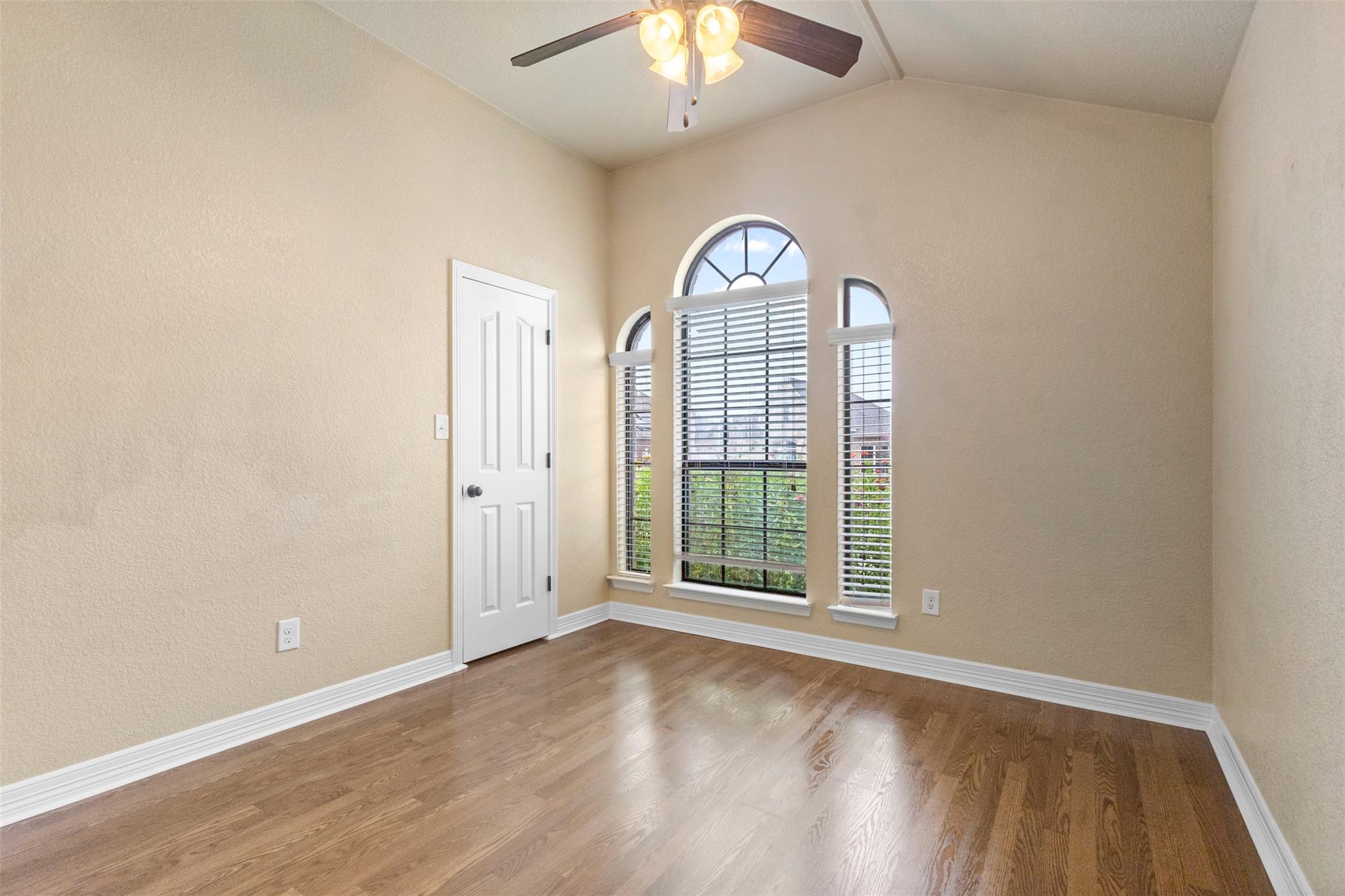 6105 Flat Slate Dr, Killeen, TX 76542