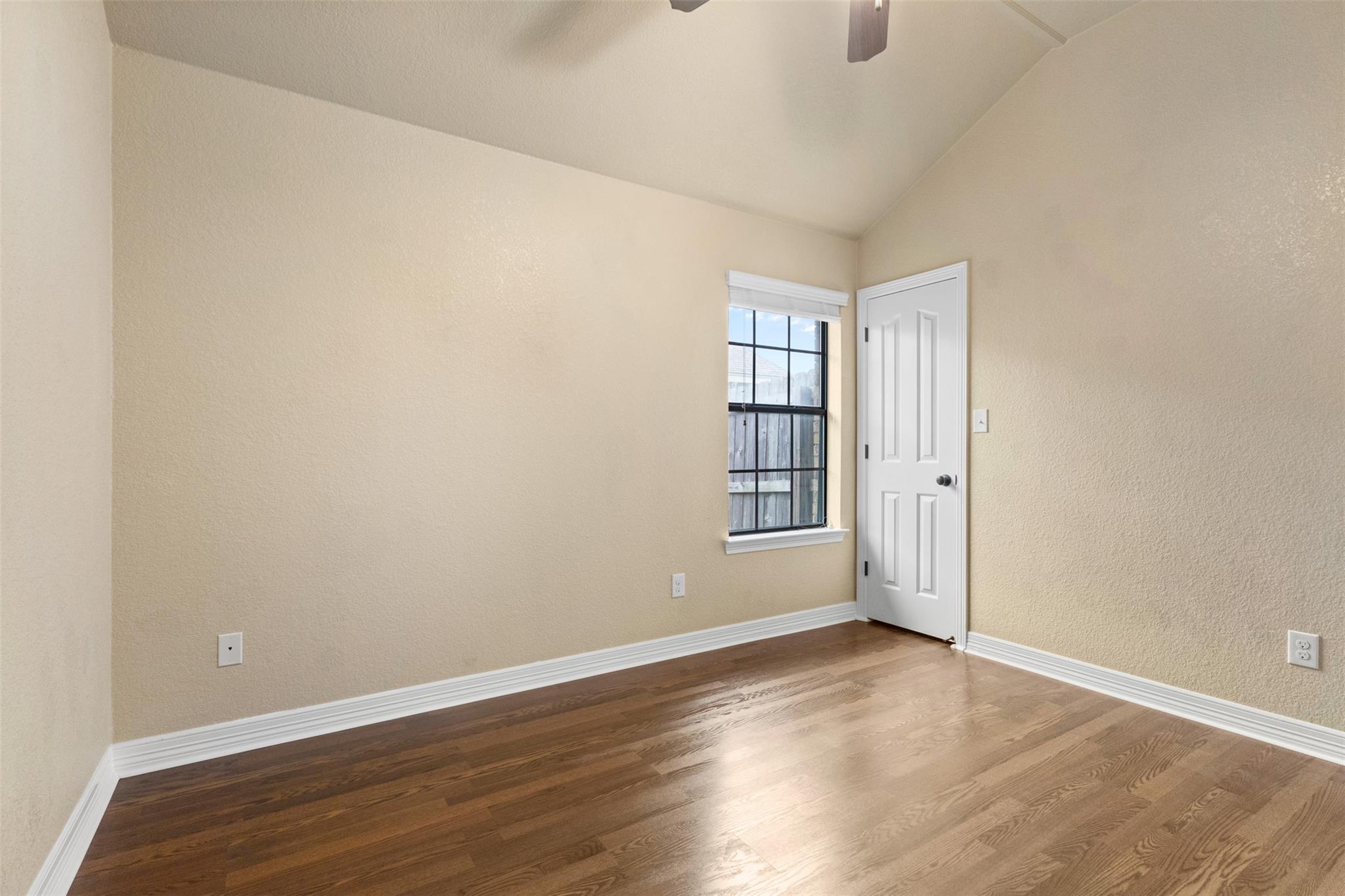 6105 Flat Slate Dr, Killeen, TX 76542