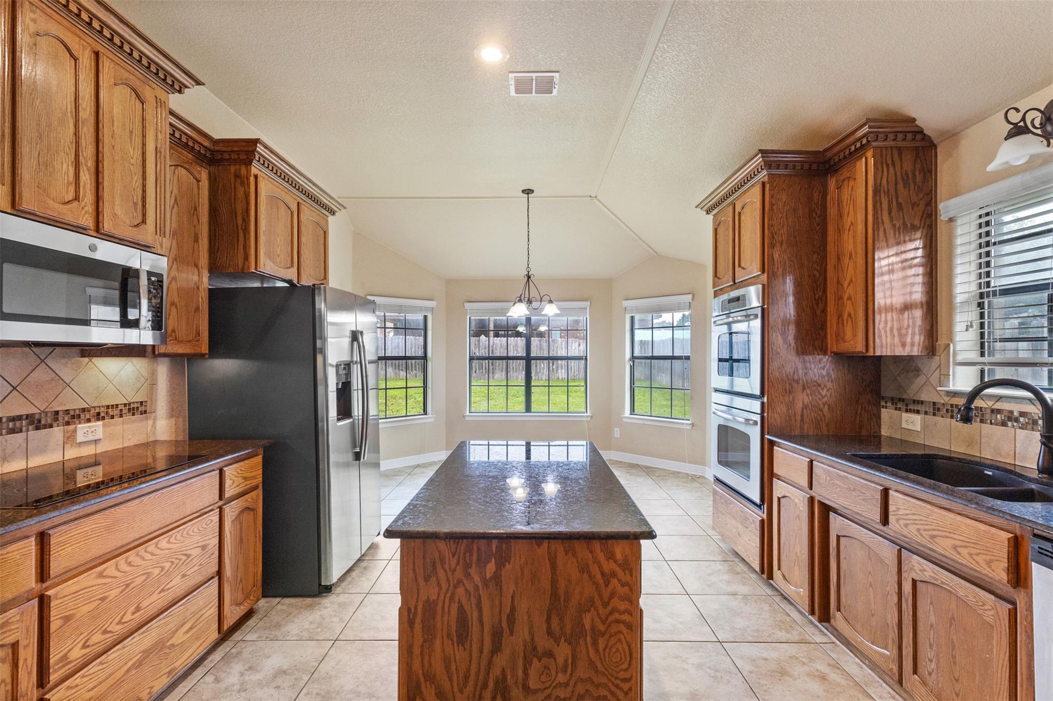 6105 Flat Slate Dr, Killeen, TX 76542