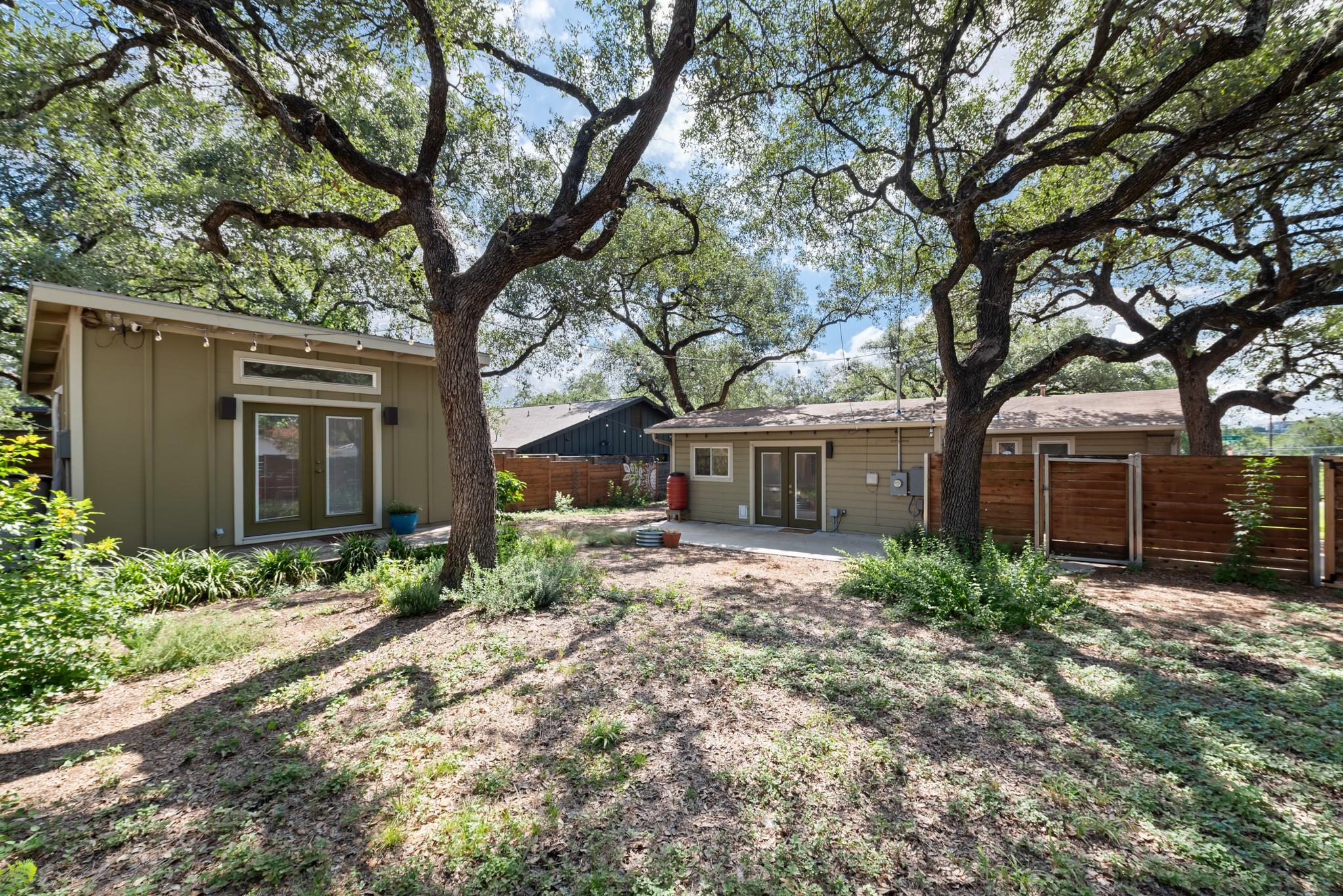 3014 Pin Oak Ct, Austin, TX 78704
