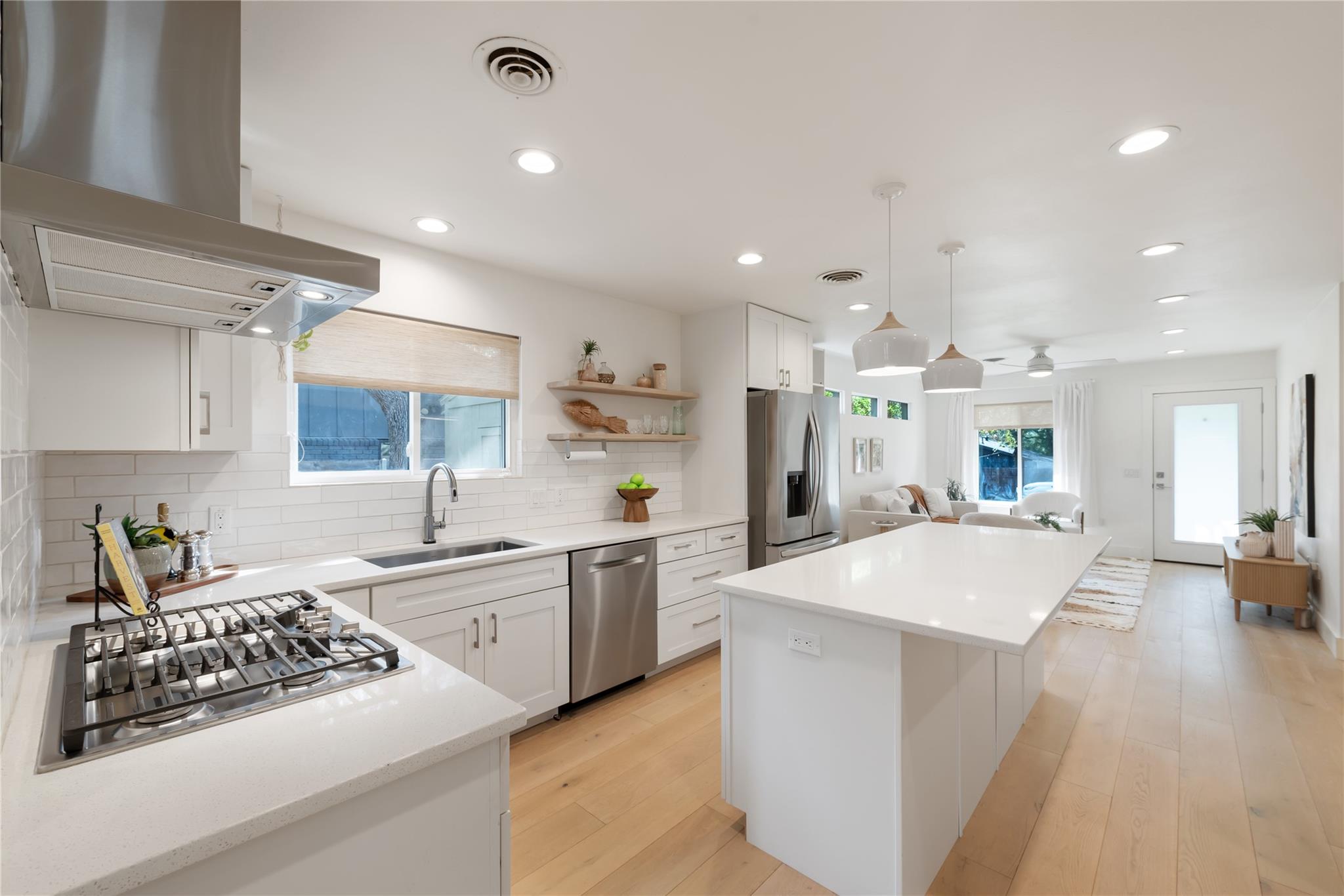 3014 Pin Oak Ct, Austin, TX 78704
