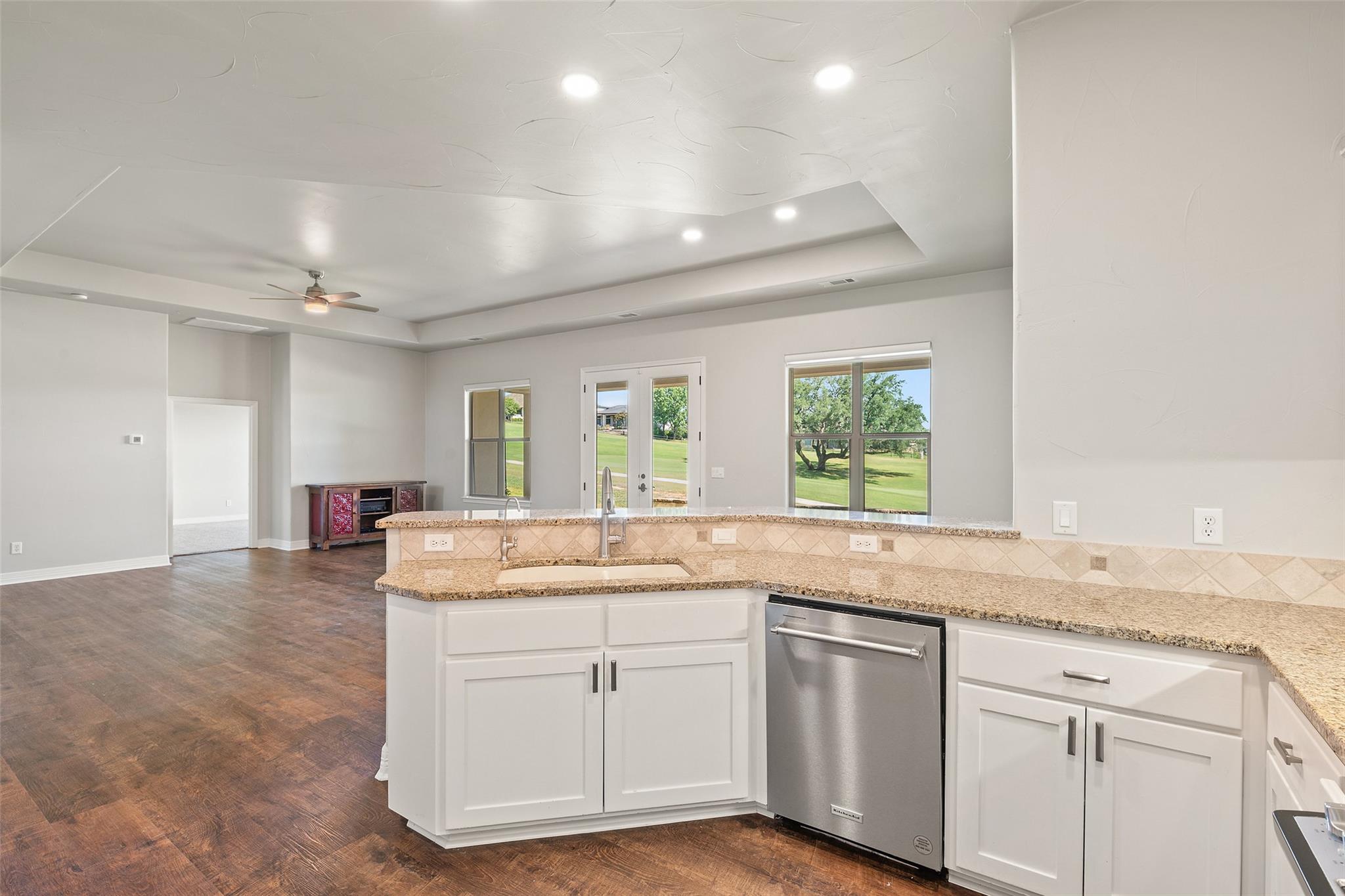 129 Hi Valley # B, Horseshoe Bay, TX 78657