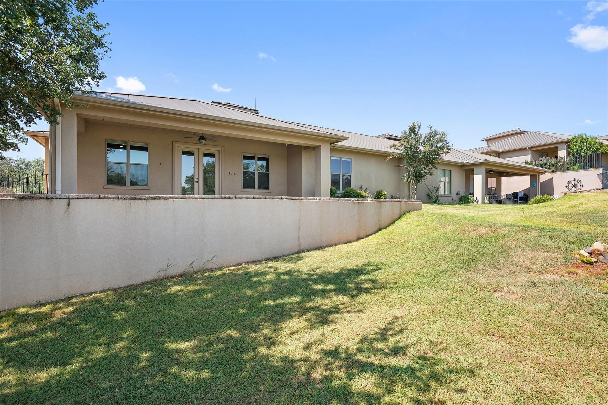 129 Hi Valley # B, Horseshoe Bay, TX 78657