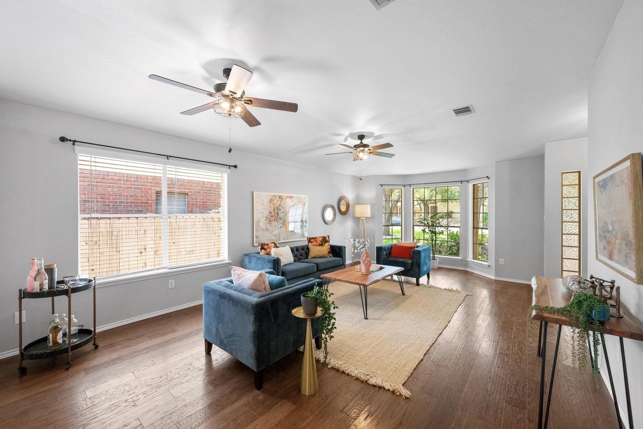 4620 Hoffman Dr, Austin, TX 78749