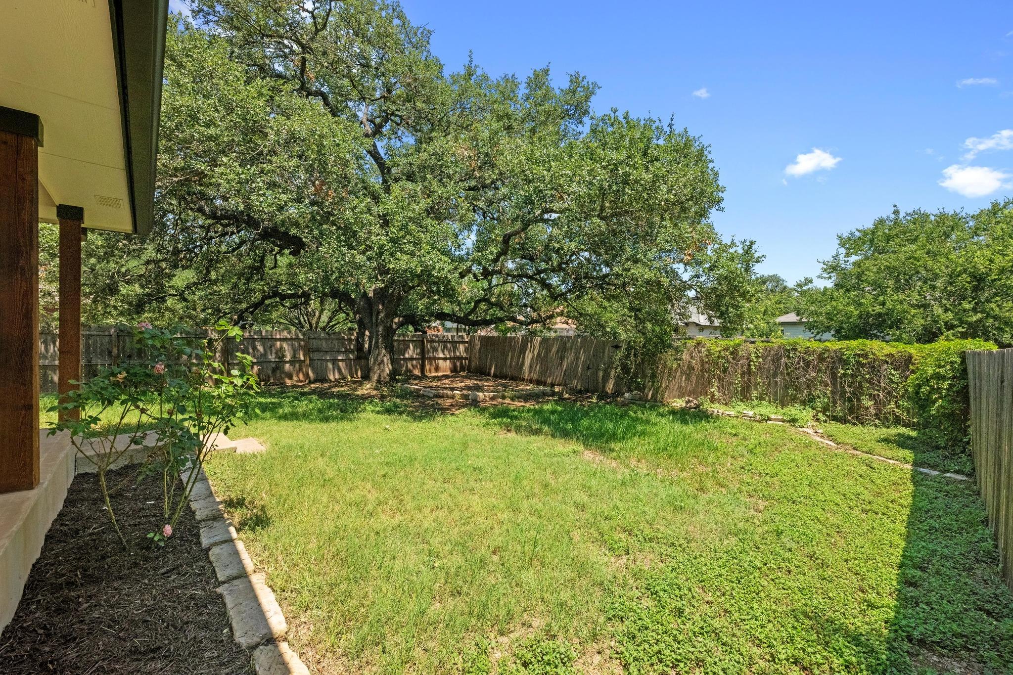 4620 Hoffman Dr, Austin, TX 78749