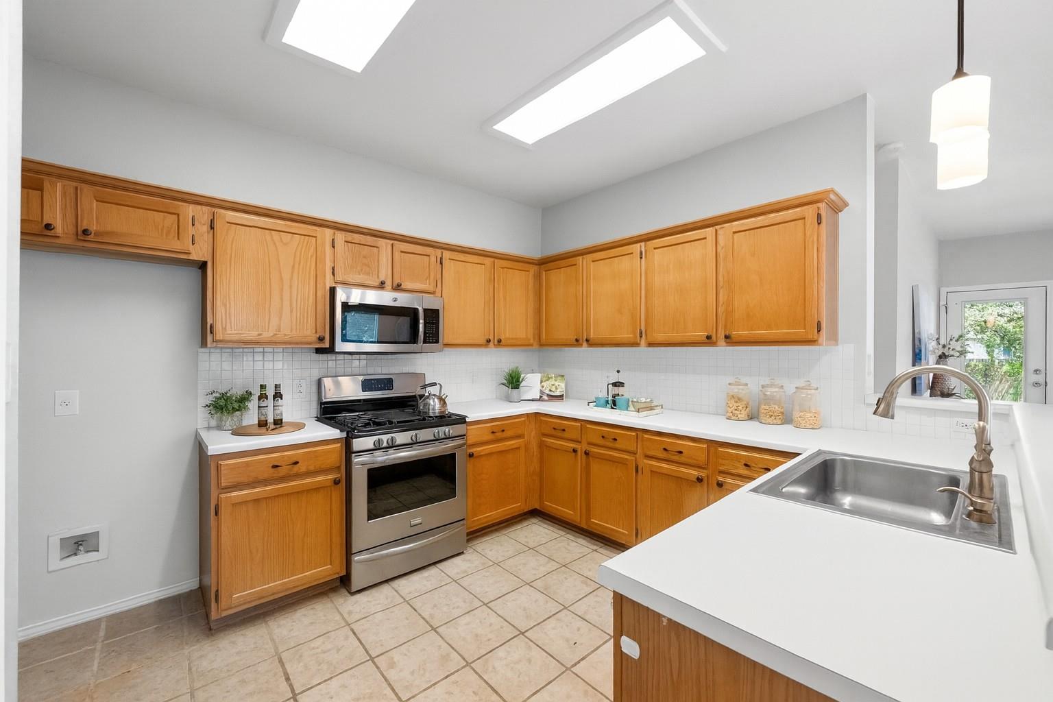 4620 Hoffman Dr, Austin, TX 78749