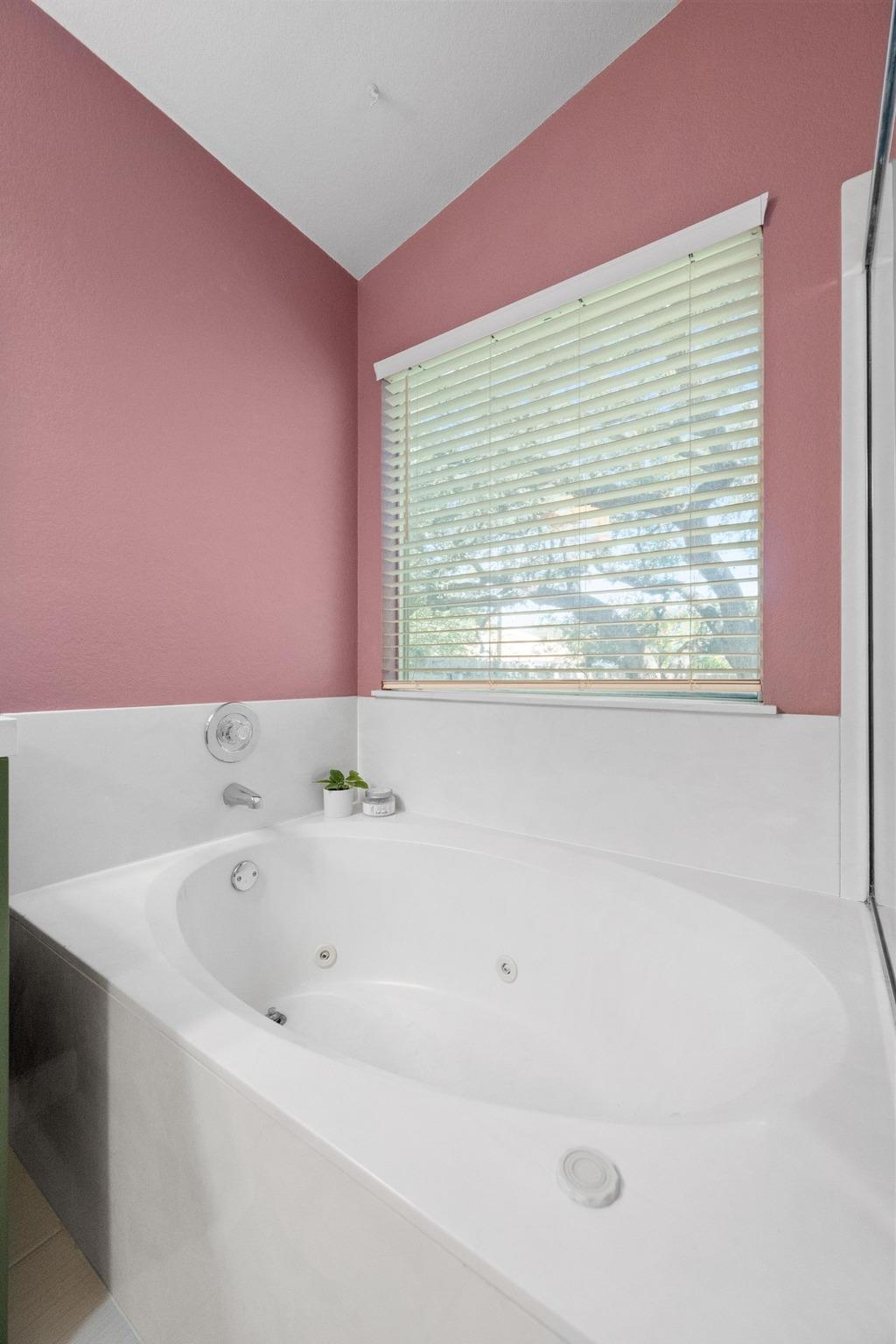 4620 Hoffman Dr, Austin, TX 78749