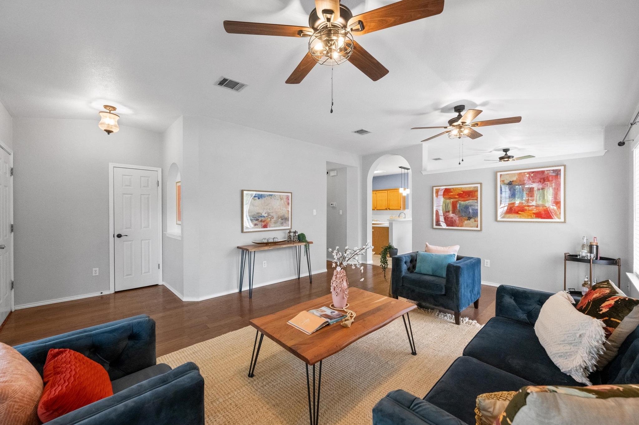 4620 Hoffman Dr, Austin, TX 78749