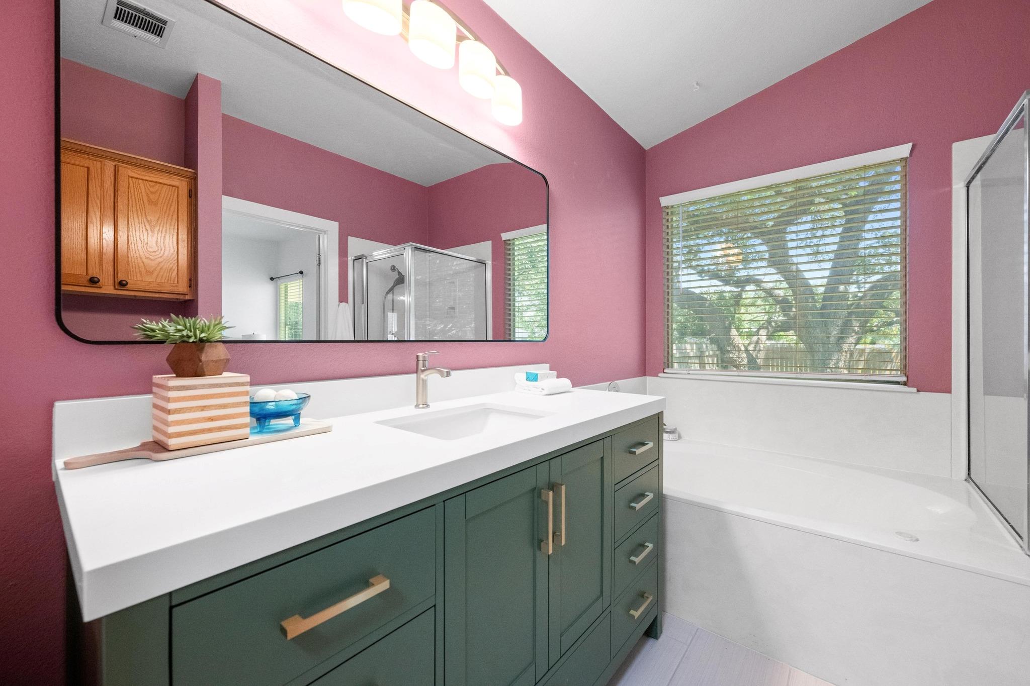 4620 Hoffman Dr, Austin, TX 78749