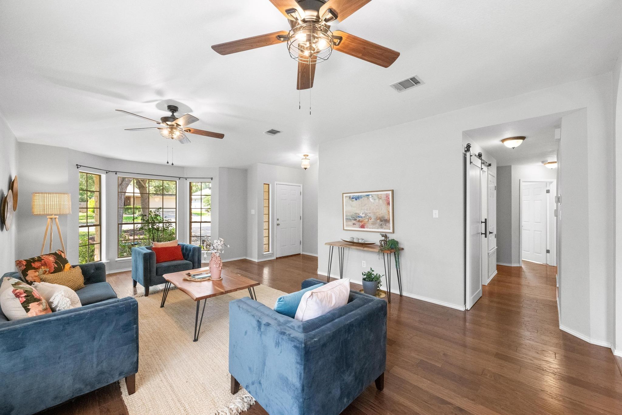 4620 Hoffman Dr, Austin, TX 78749