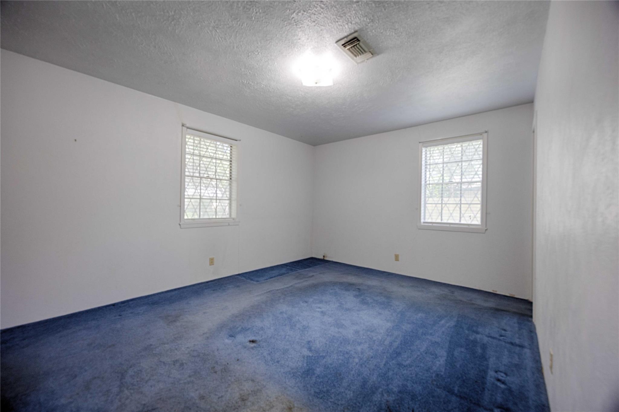 208 Matula Ave, Schulenburg, TX 78956