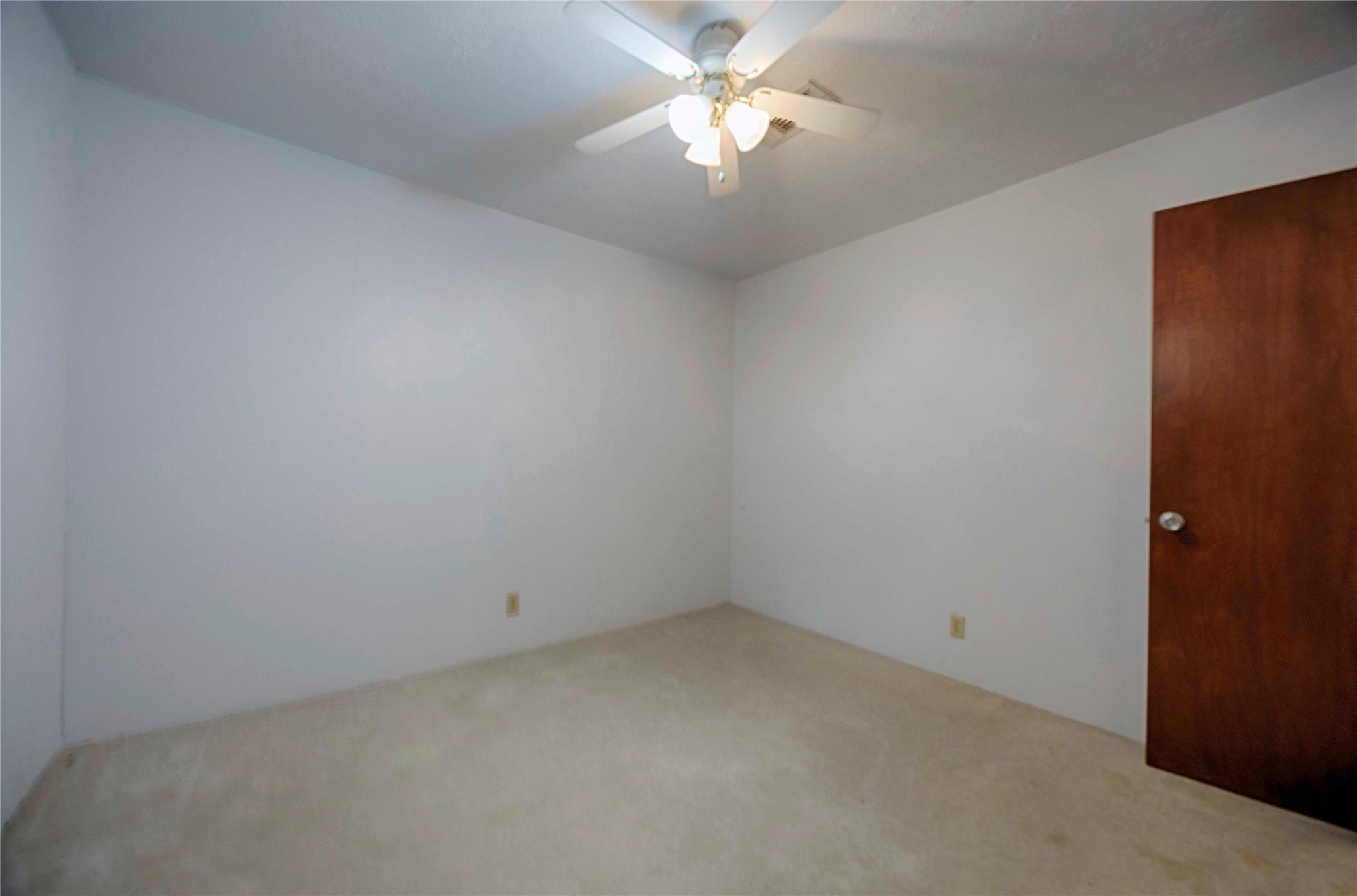208 Matula Ave, Schulenburg, TX 78956