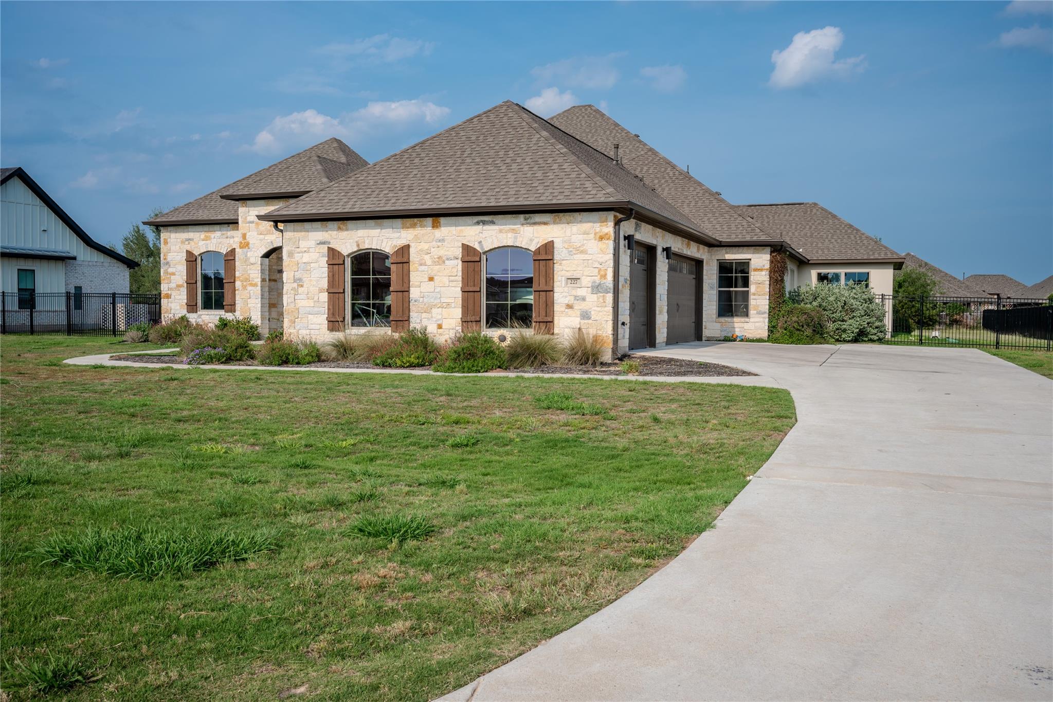 227 Dally Ct, Dripping Springs, TX 78620