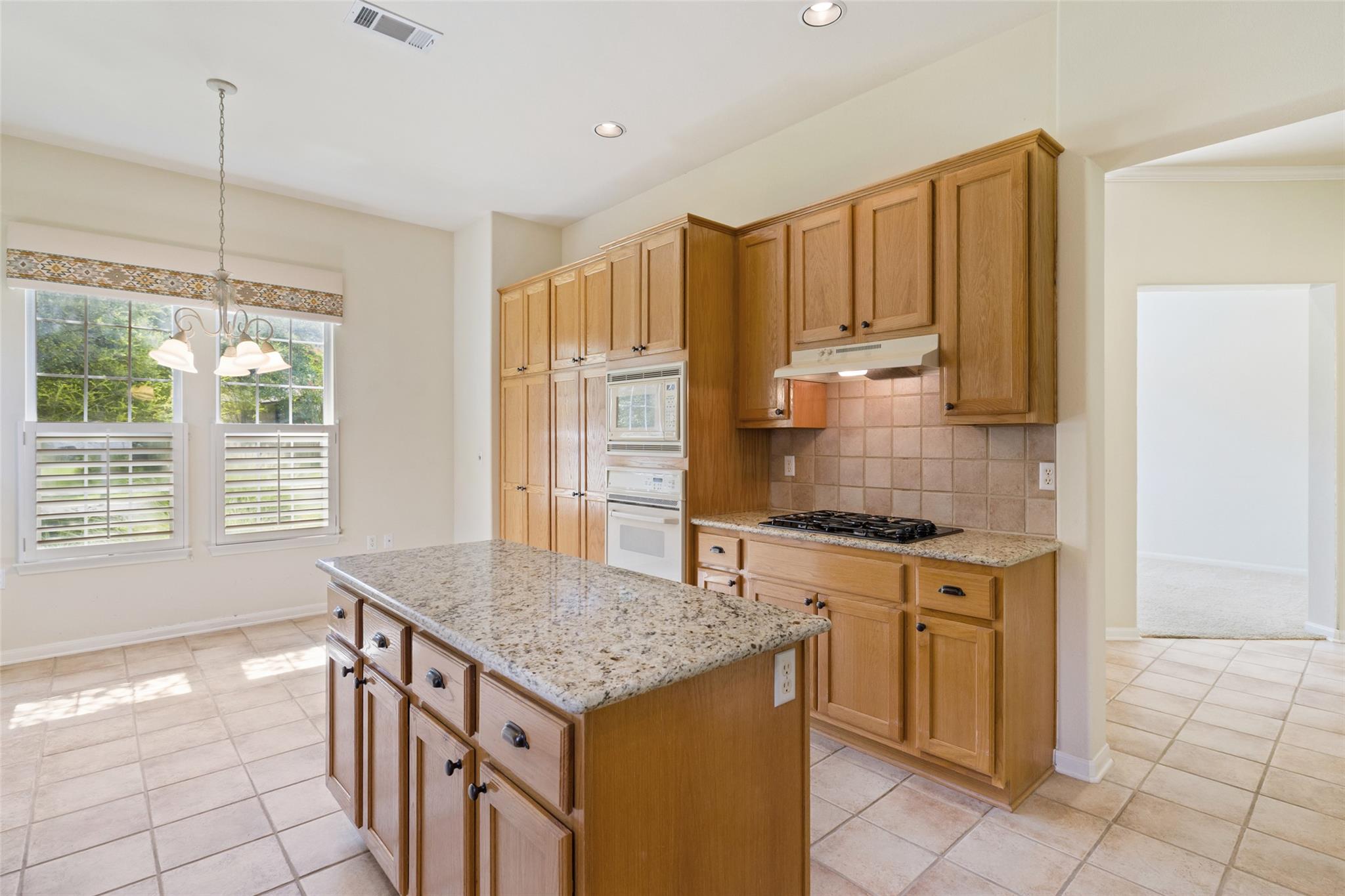 159 Scissortail Trl, Georgetown, TX 78633