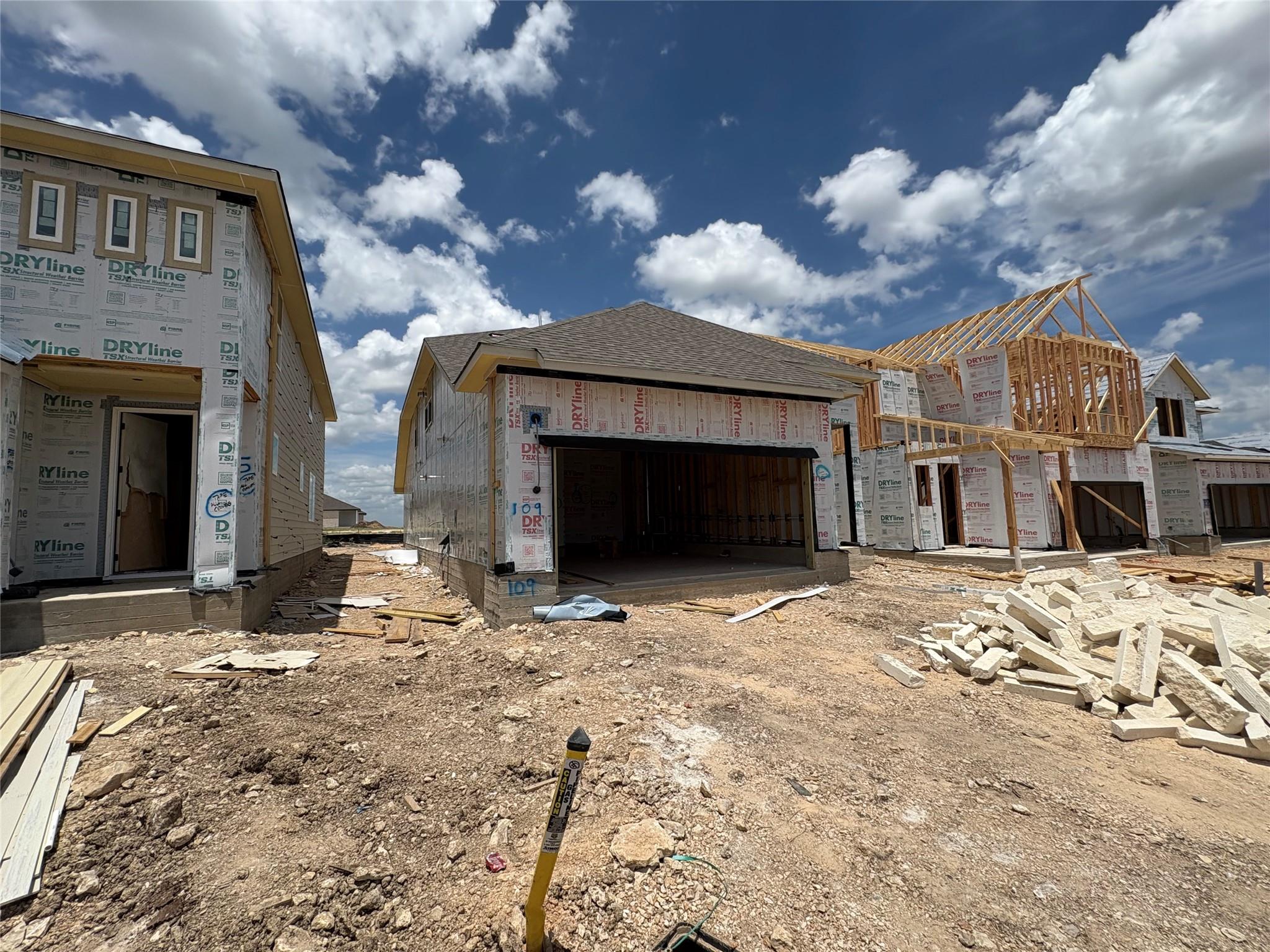 109 Clover Bnd, Liberty Hill, TX 78642