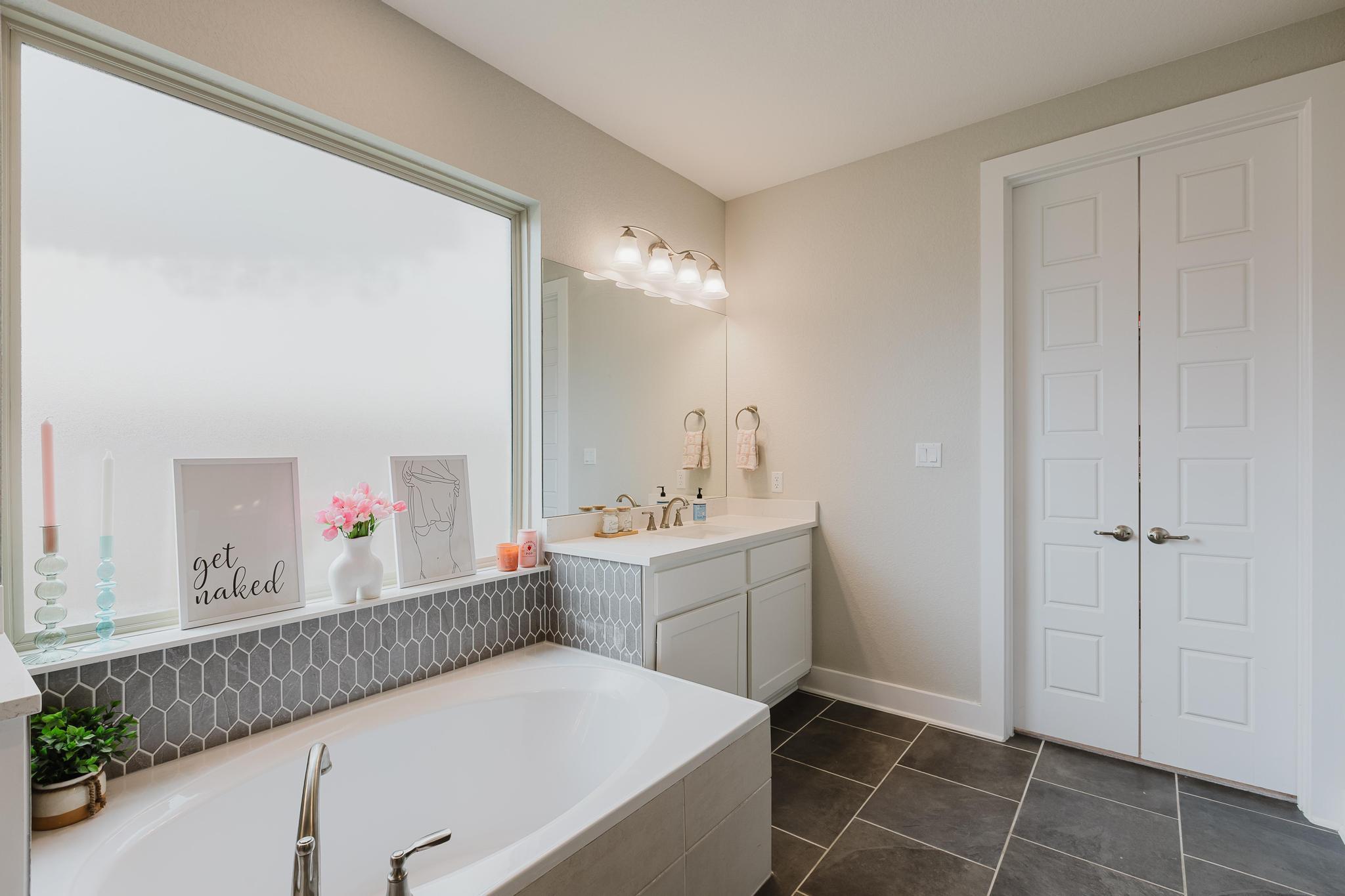 1104 Lickety Ln, Georgetown, TX 78633