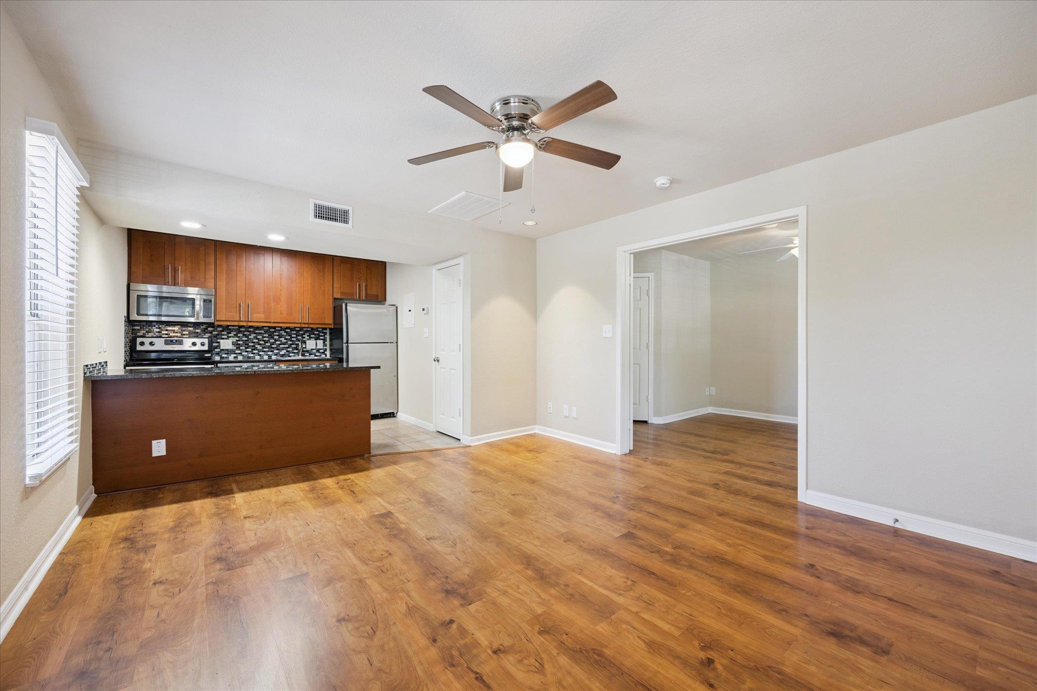 7685 Northcross Dr # 1024, Austin, TX 78757