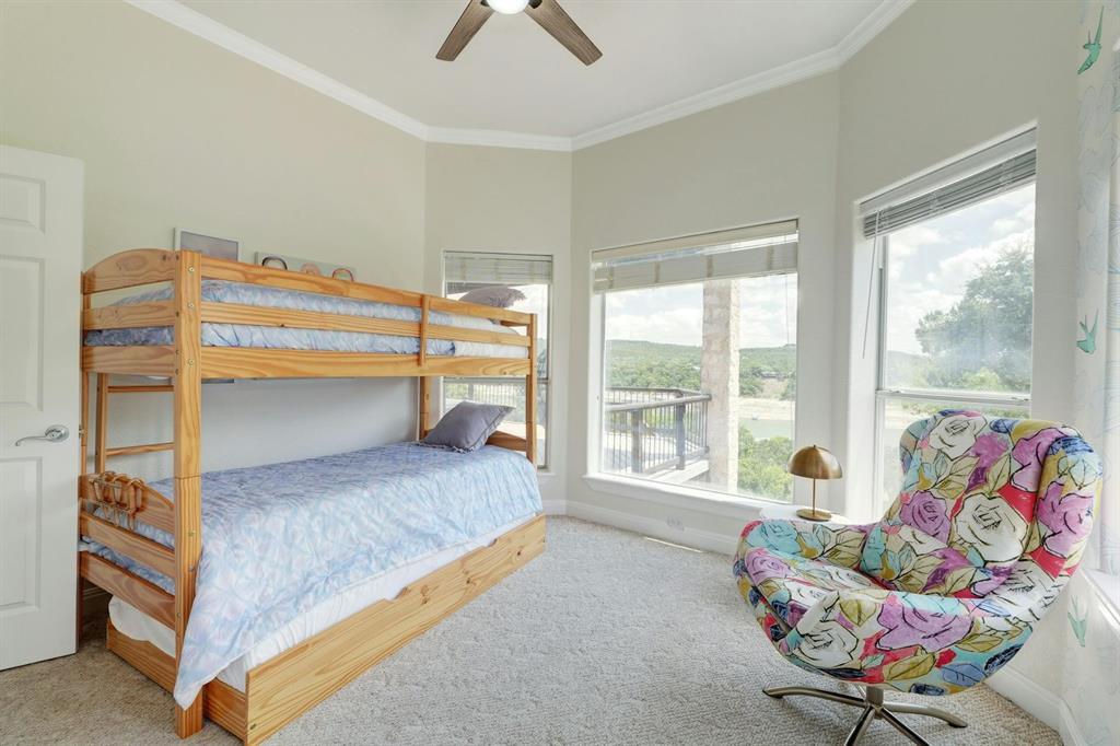 17902 Crystal Cv, Jonestown, TX 78645