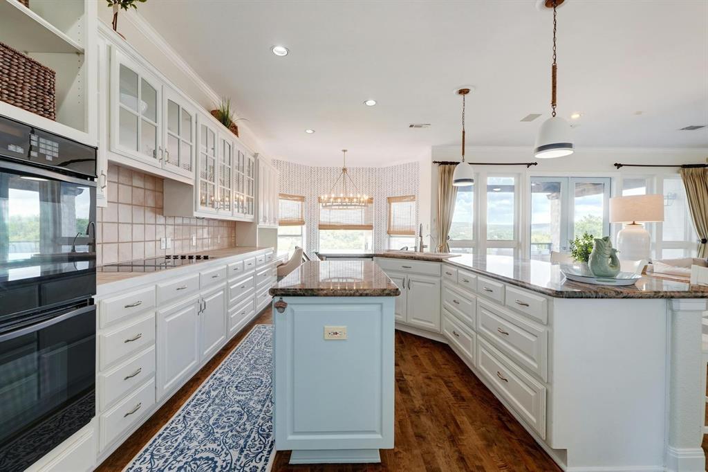 17902 Crystal Cv, Jonestown, TX 78645