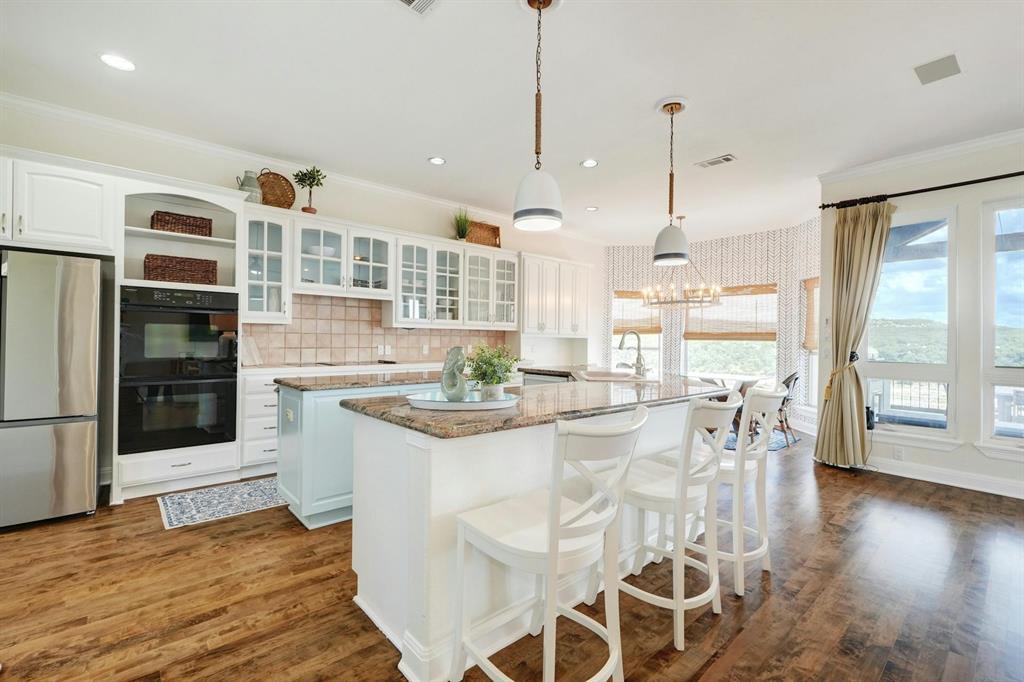 17902 Crystal Cv, Jonestown, TX 78645