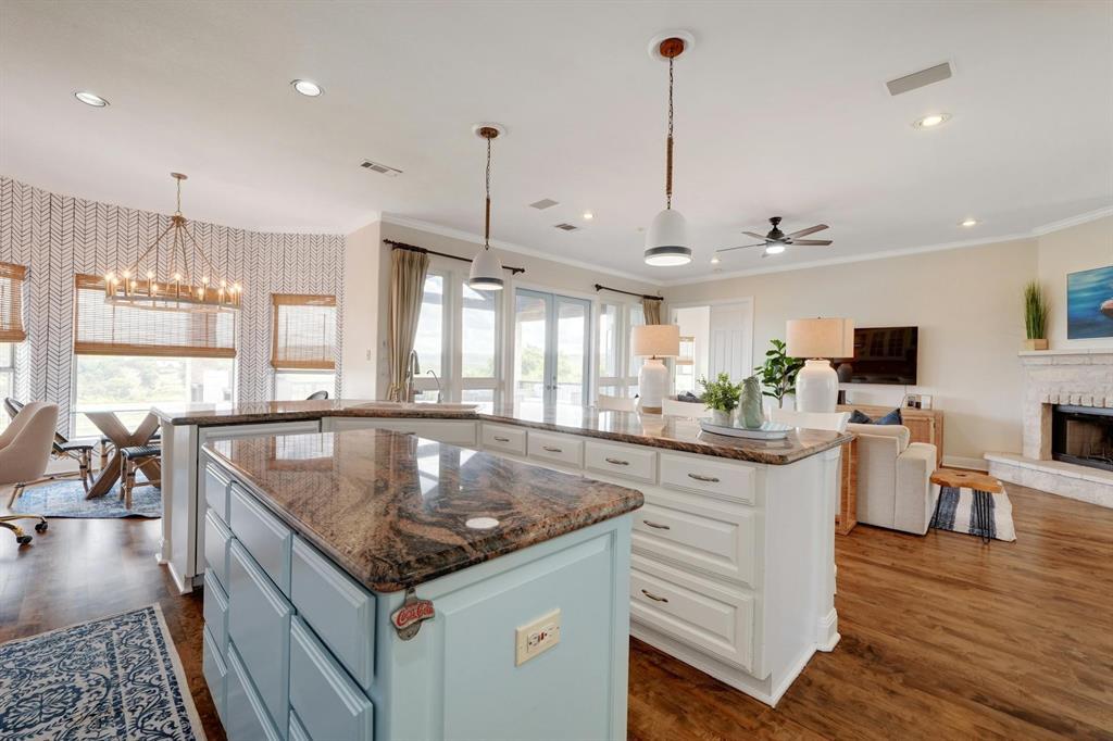 17902 Crystal Cv, Jonestown, TX 78645