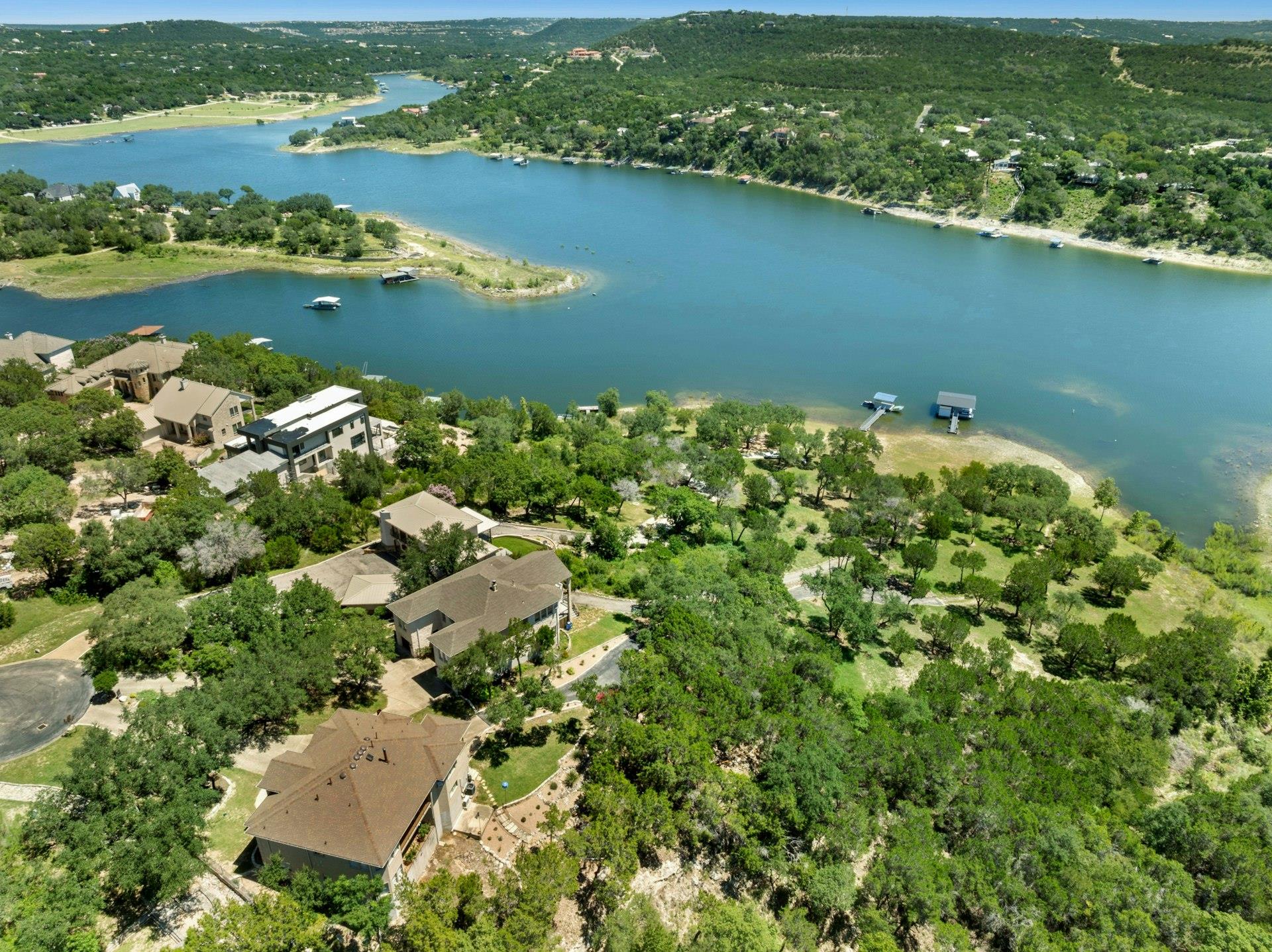 17902 Crystal Cv, Jonestown, TX 78645