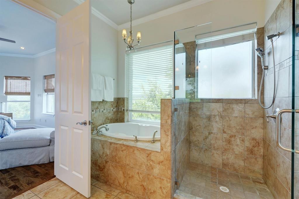 17902 Crystal Cv, Jonestown, TX 78645