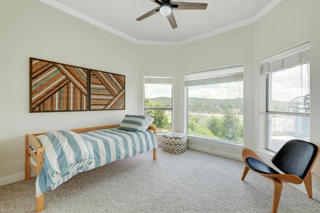 17902 Crystal Cv, Jonestown, TX 78645