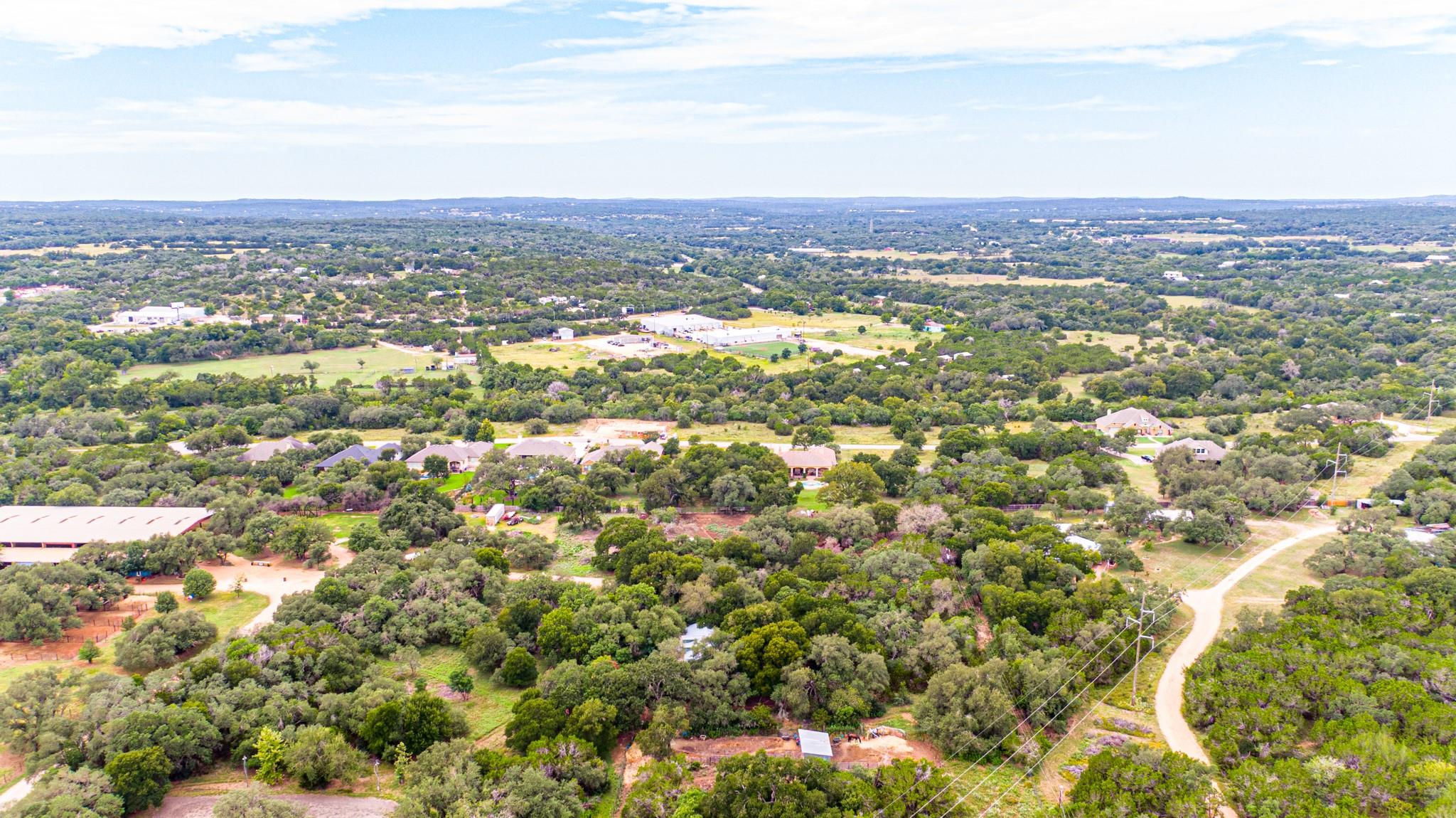 420 Onion Creek Ln, Driftwood, TX 78619