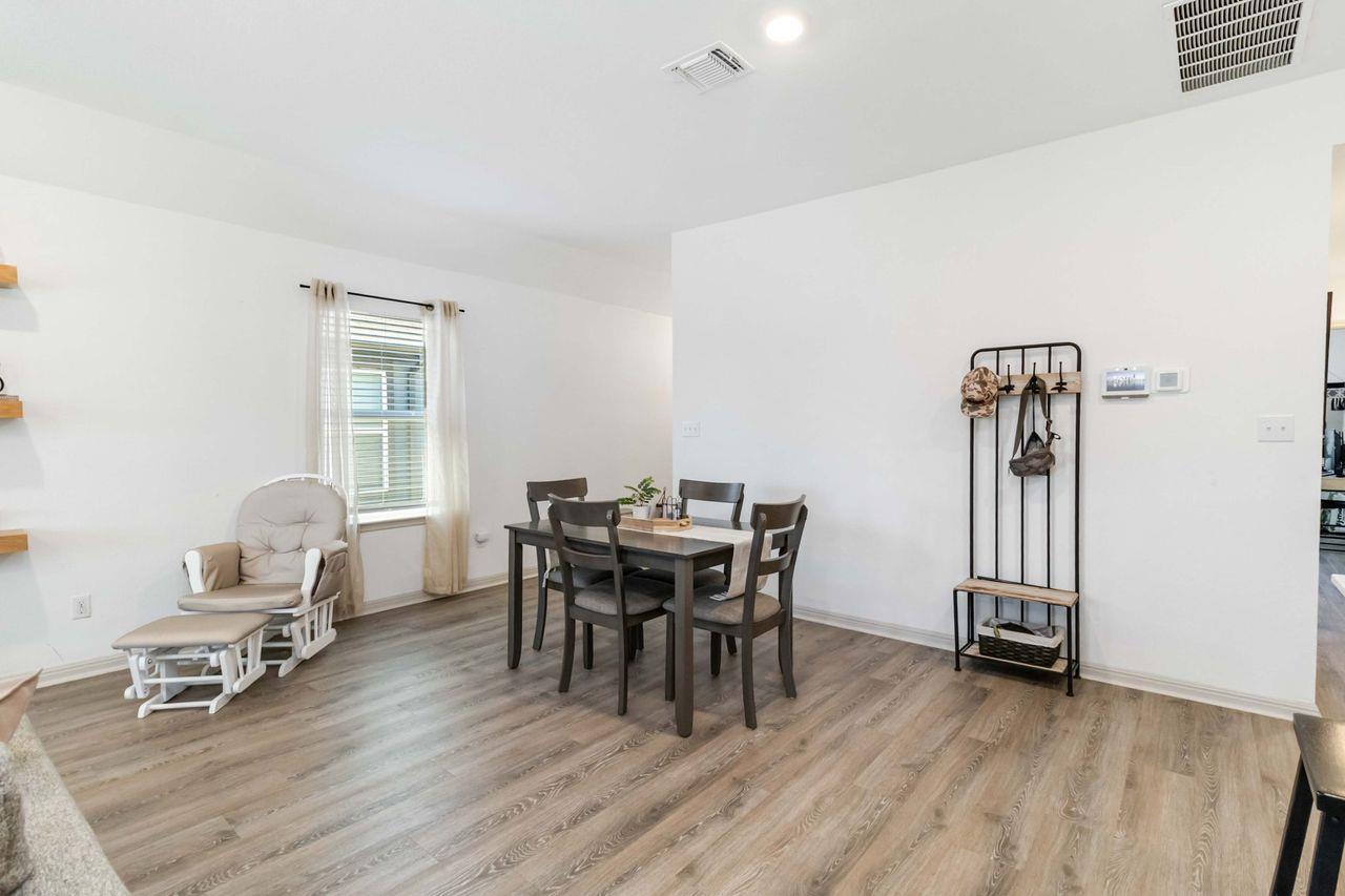 107 Aransas River Rd, Hutto, TX 78634