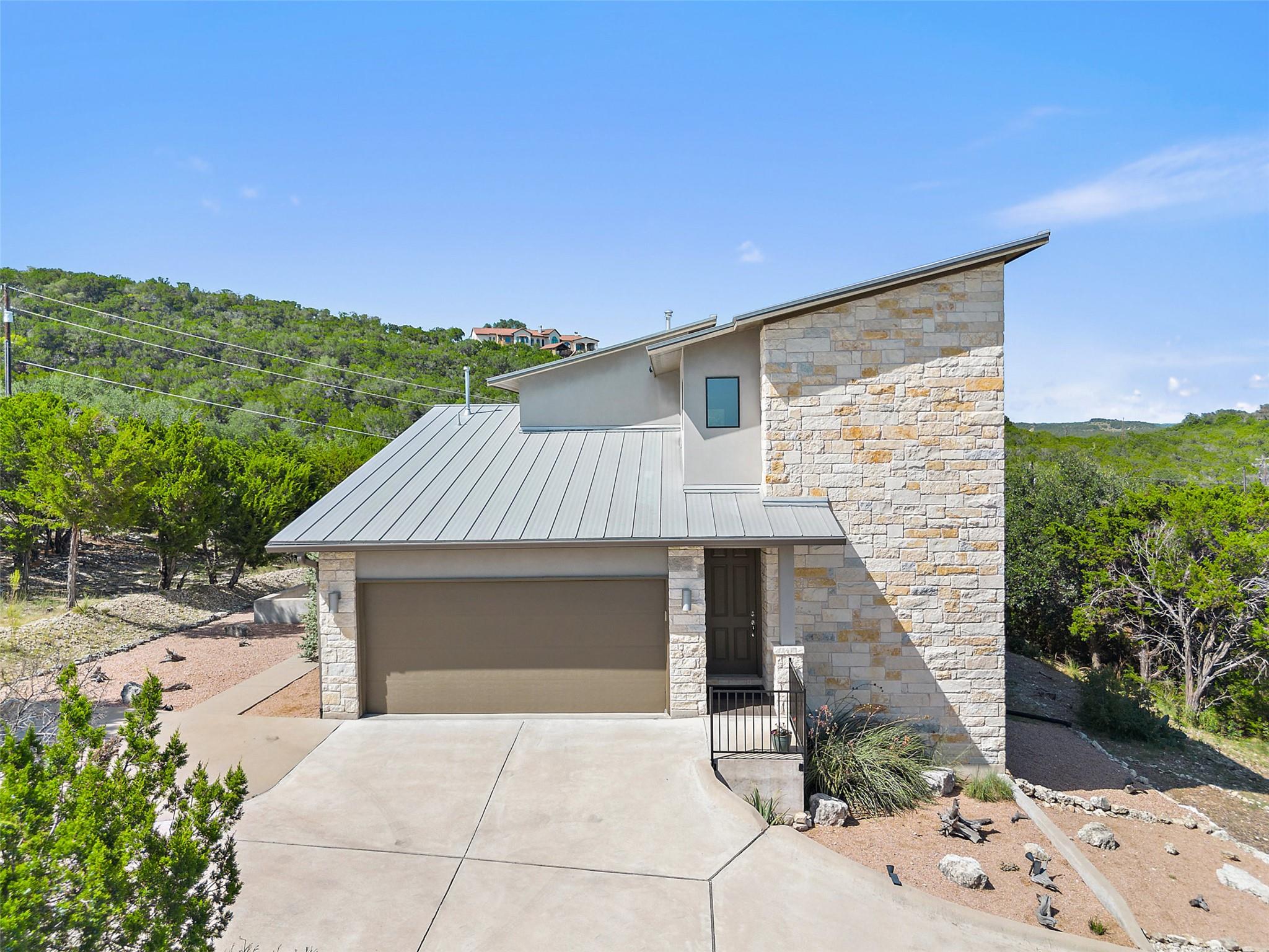 17644 W Reed Parks Rd, Jonestown, TX 78645