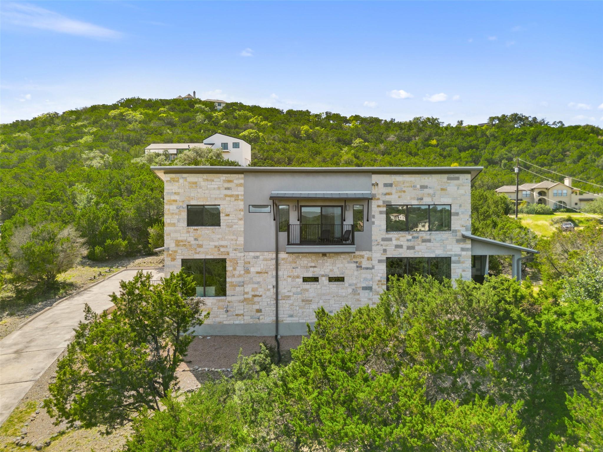 17644 W Reed Parks Rd, Jonestown, TX 78645