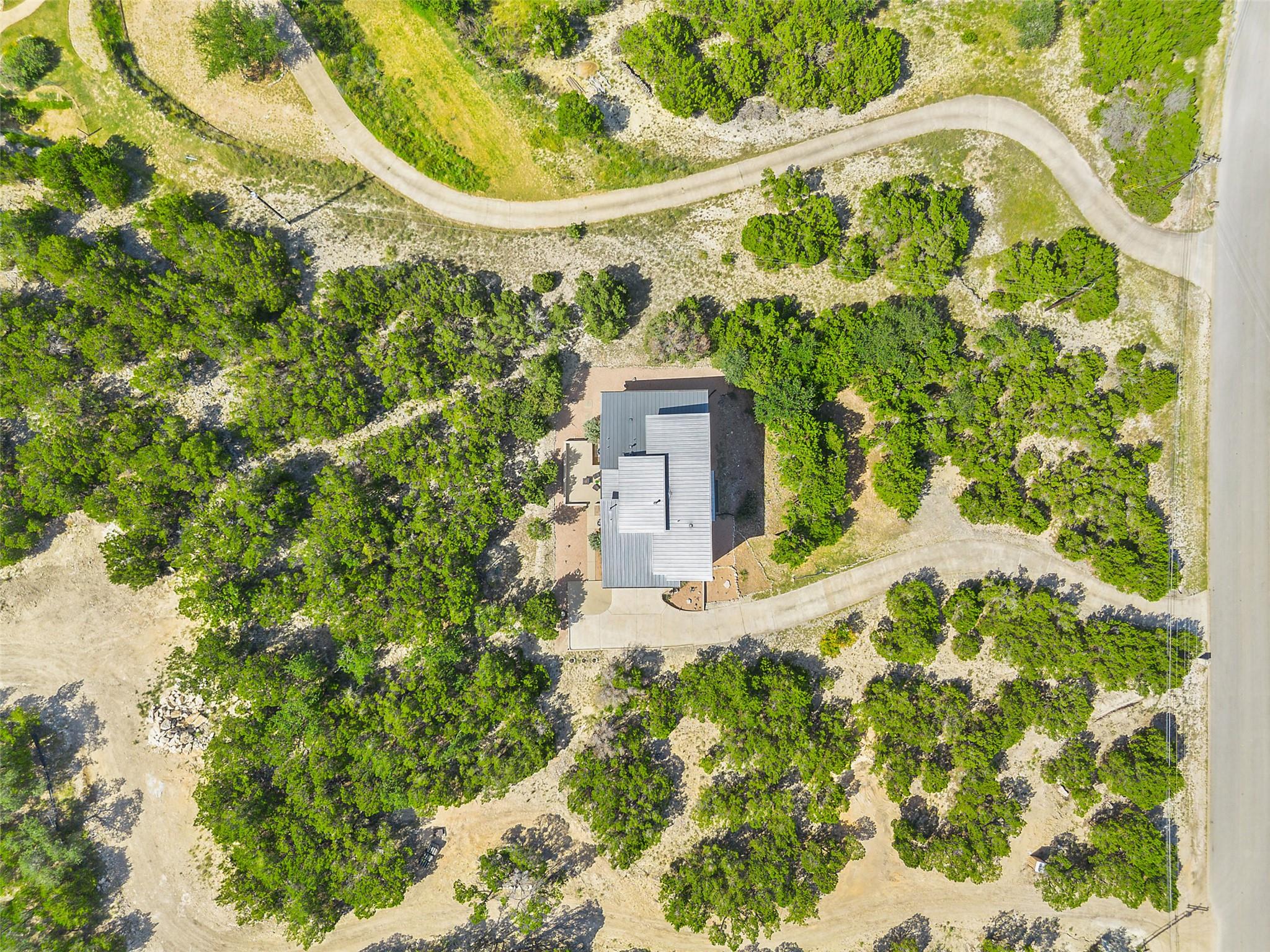 17644 W Reed Parks Rd, Jonestown, TX 78645