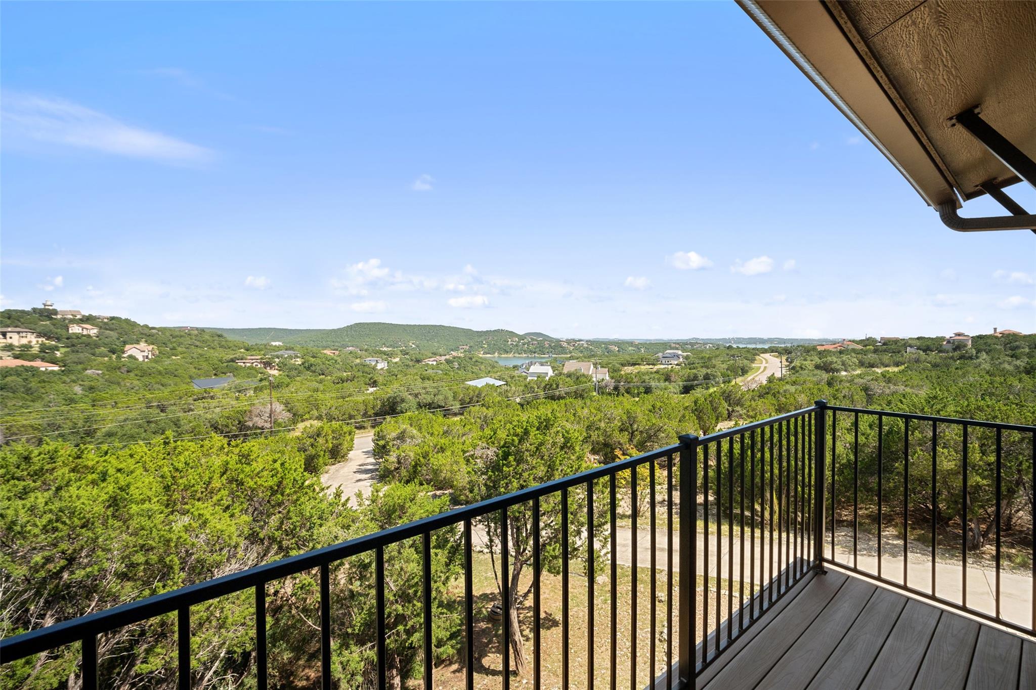 17644 W Reed Parks Rd, Jonestown, TX 78645