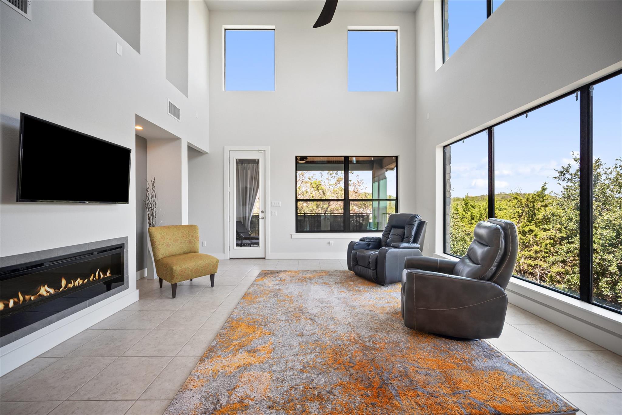 17644 W Reed Parks Rd, Jonestown, TX 78645