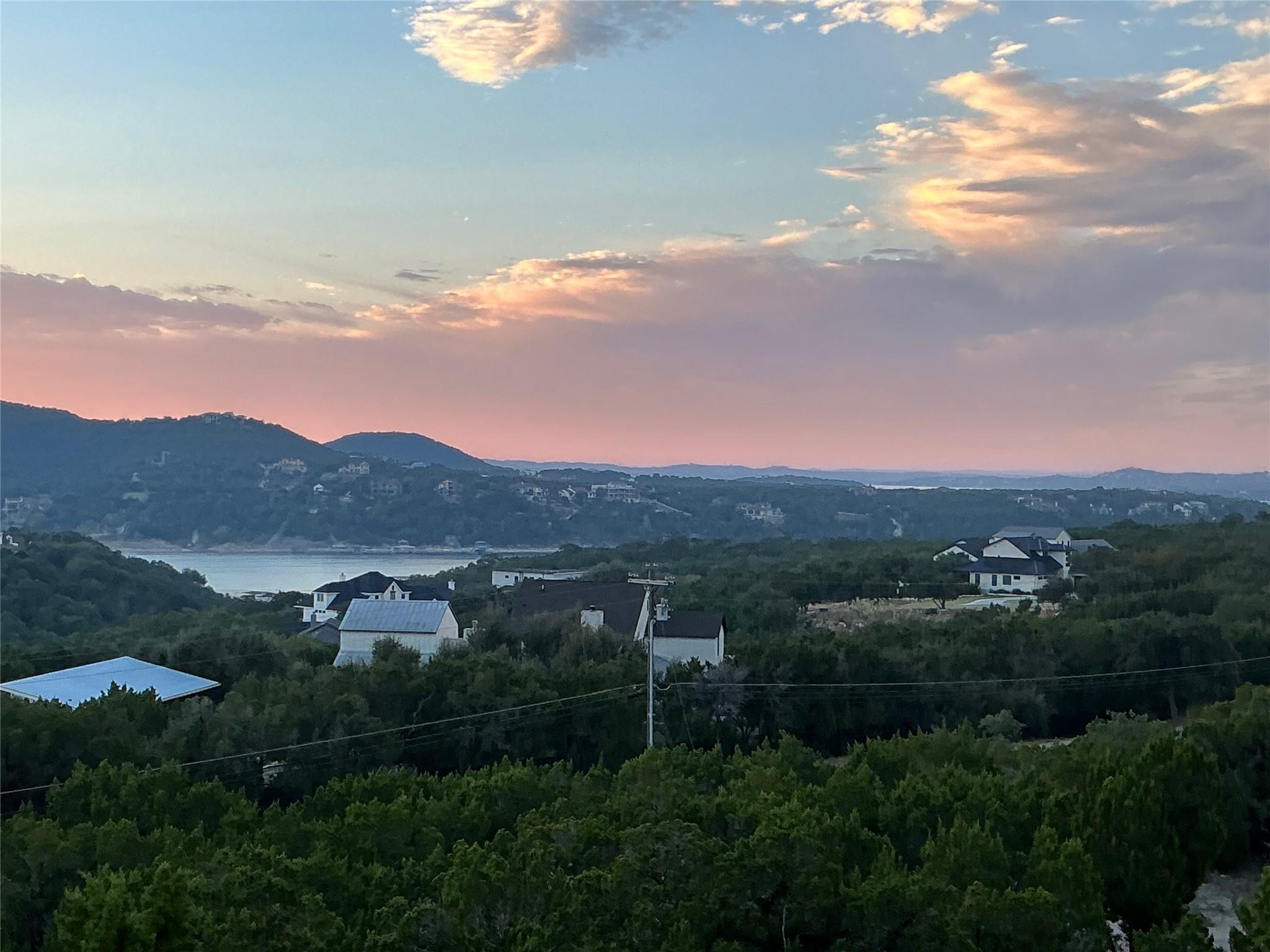 17644 W Reed Parks Rd, Jonestown, TX 78645