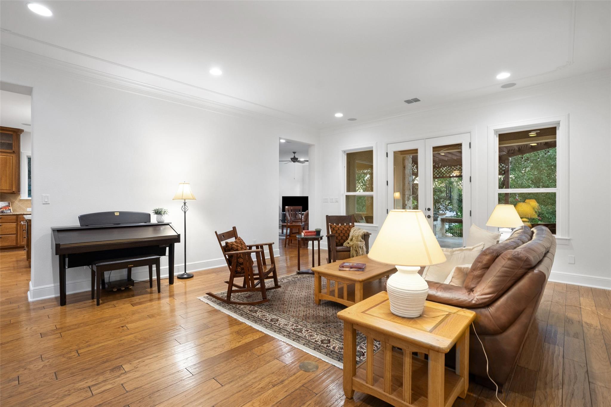 9308 Travertine Cv, Austin, TX 78735