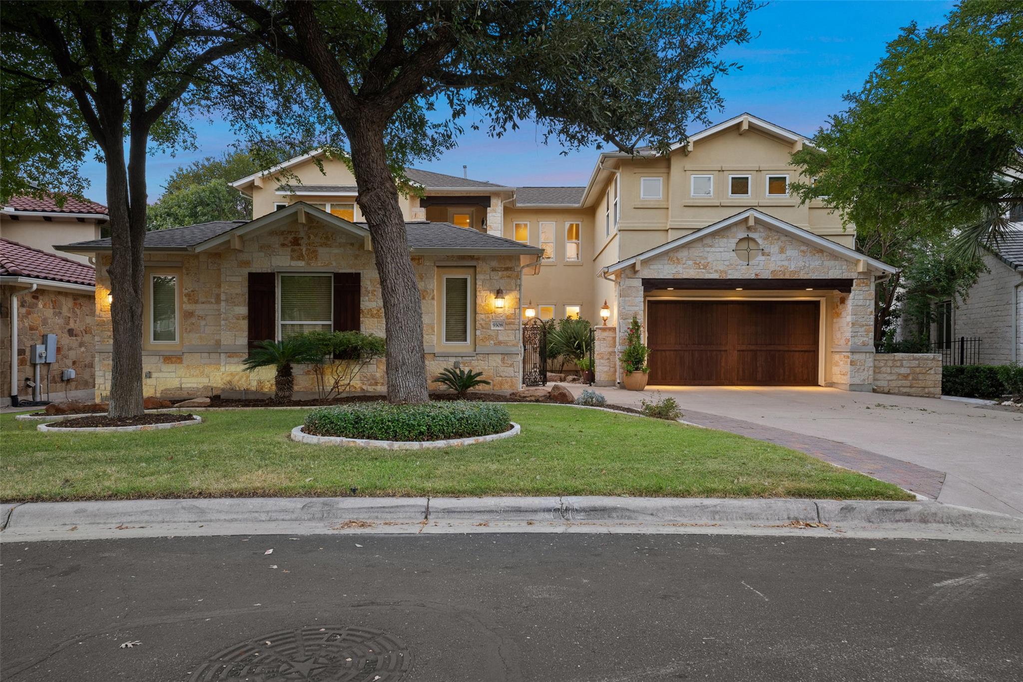9308 Travertine Cv, Austin, TX 78735