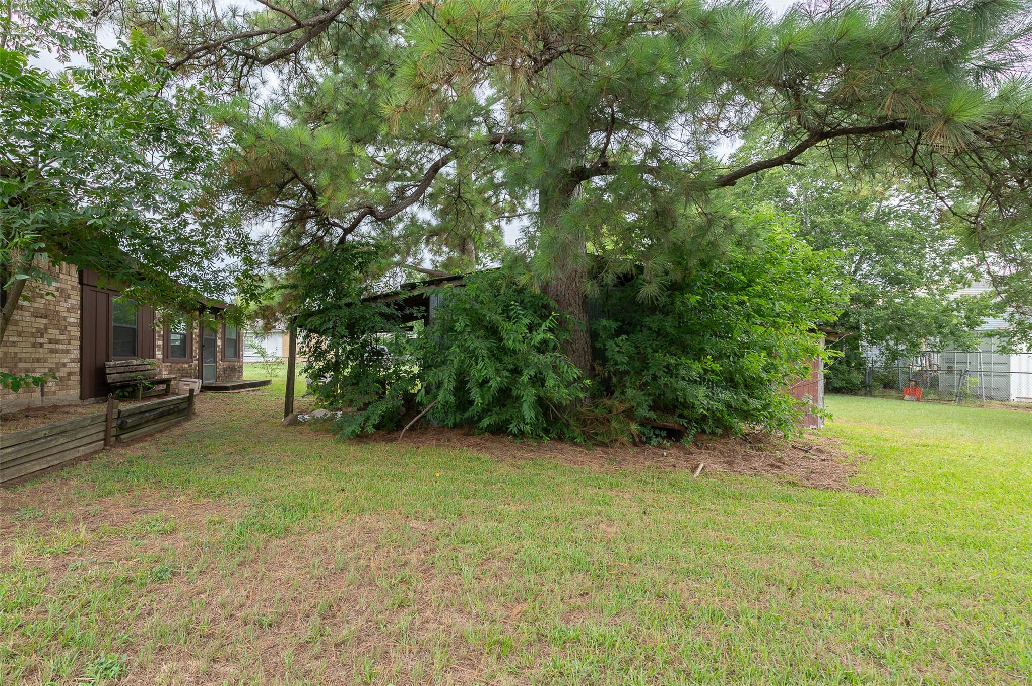 504 N Echols St, Caldwell, TX 77836